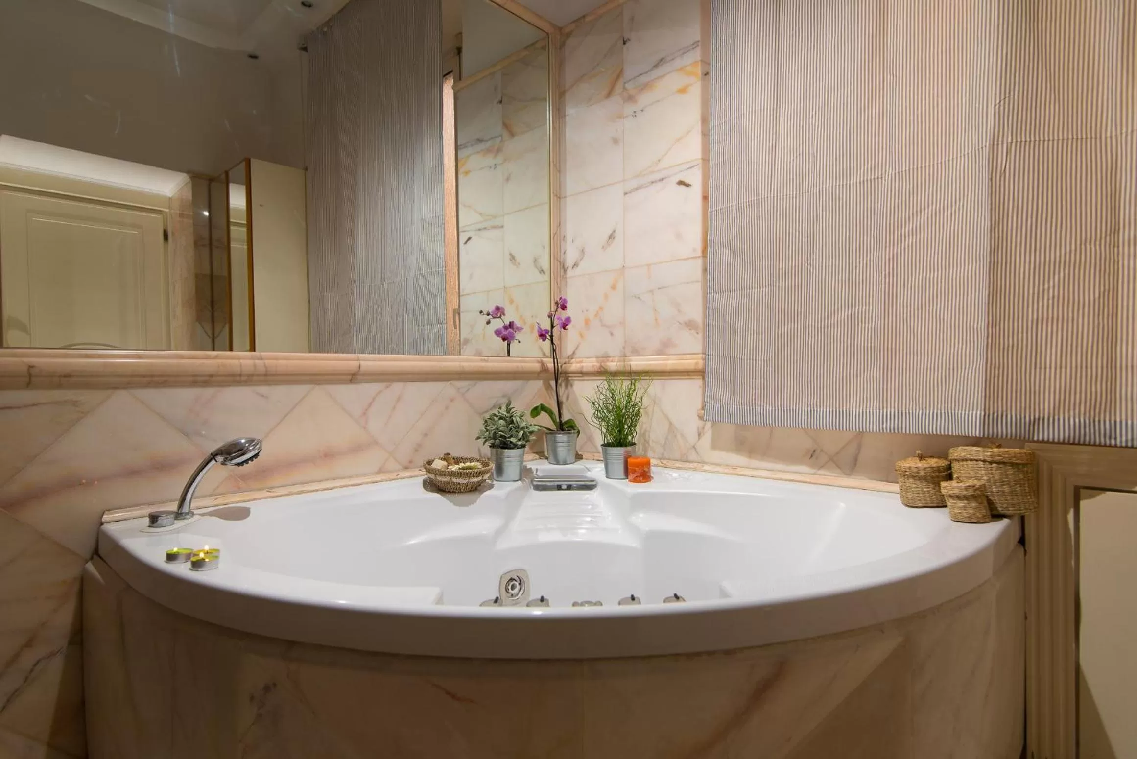 Bathroom in B&B Arco Di Gallieno