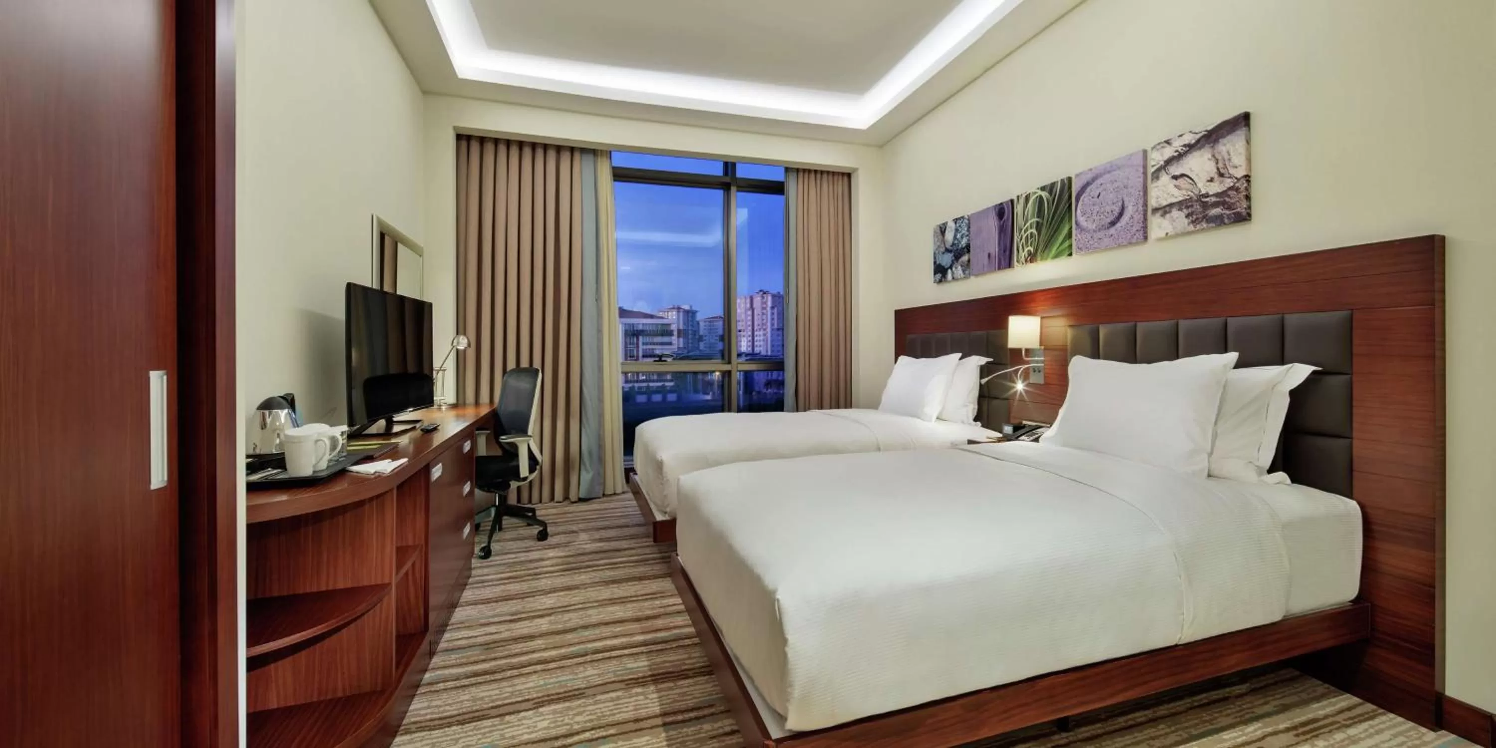 Bedroom, Bed in Hilton Garden Inn Corlu