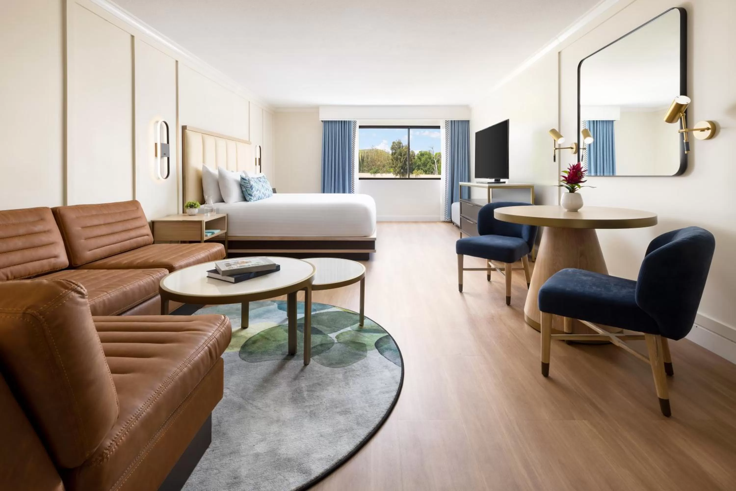 Photo of the whole room in The Anza-a Calabasas Hotel