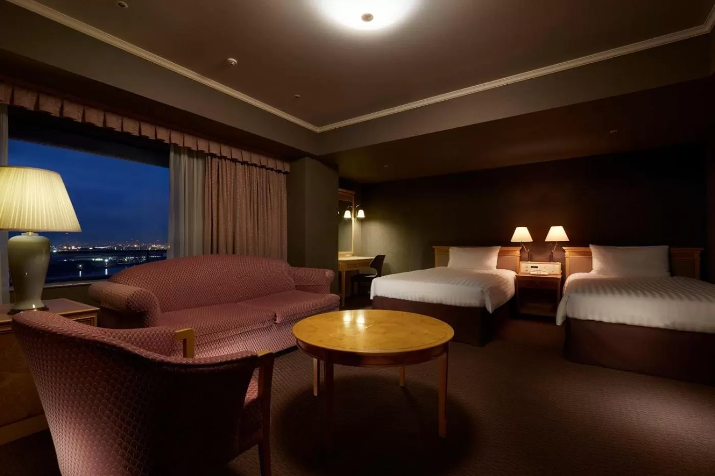 Photo of the whole room, Bed in Hotel Agora Regency Osaka Sakai