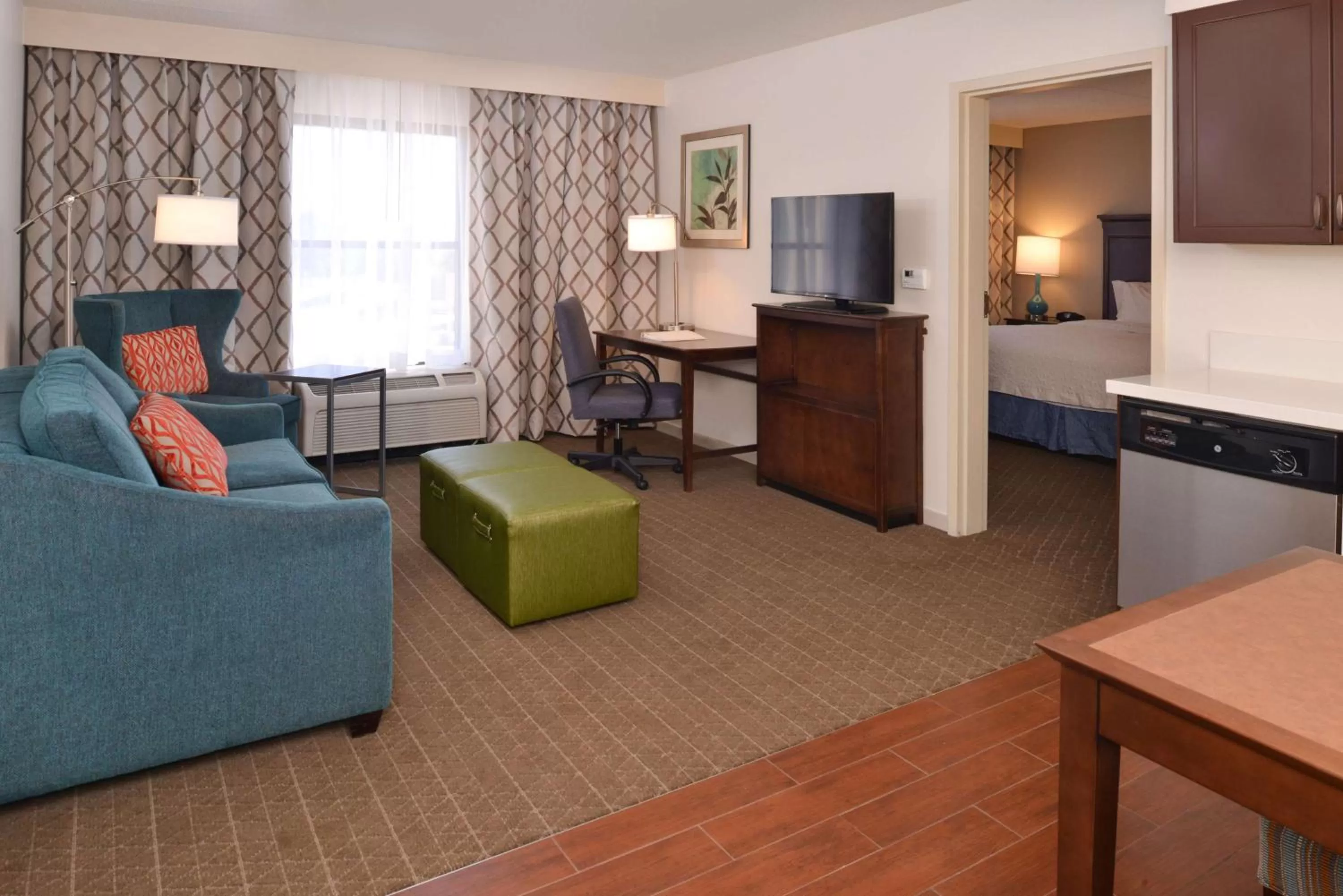 Living room in Hampton Inn & Suites Pueblo-Southgate