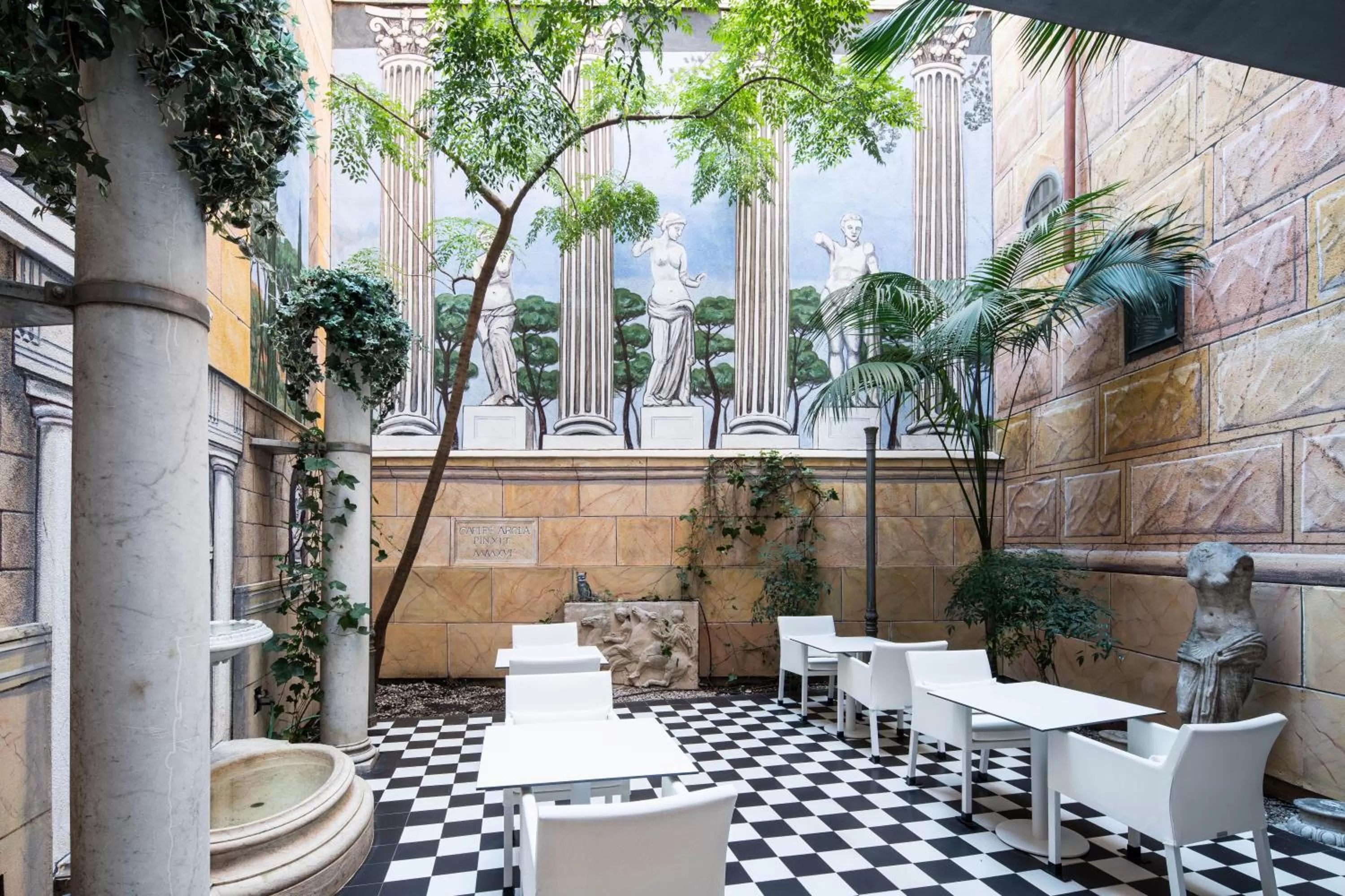 Patio in Catalonia Roma