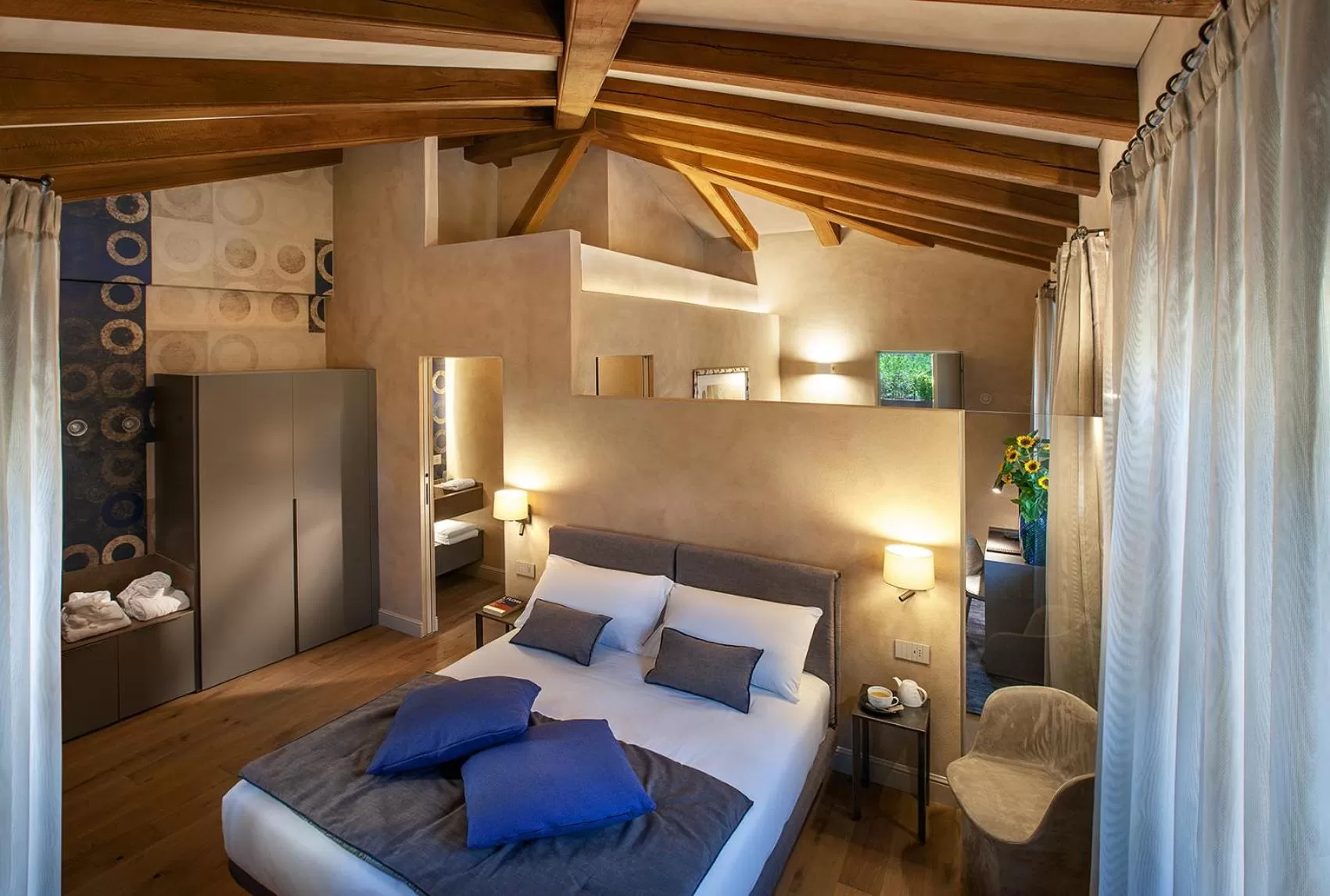 Photo of the whole room, Bed in Il Cortile di San Michele