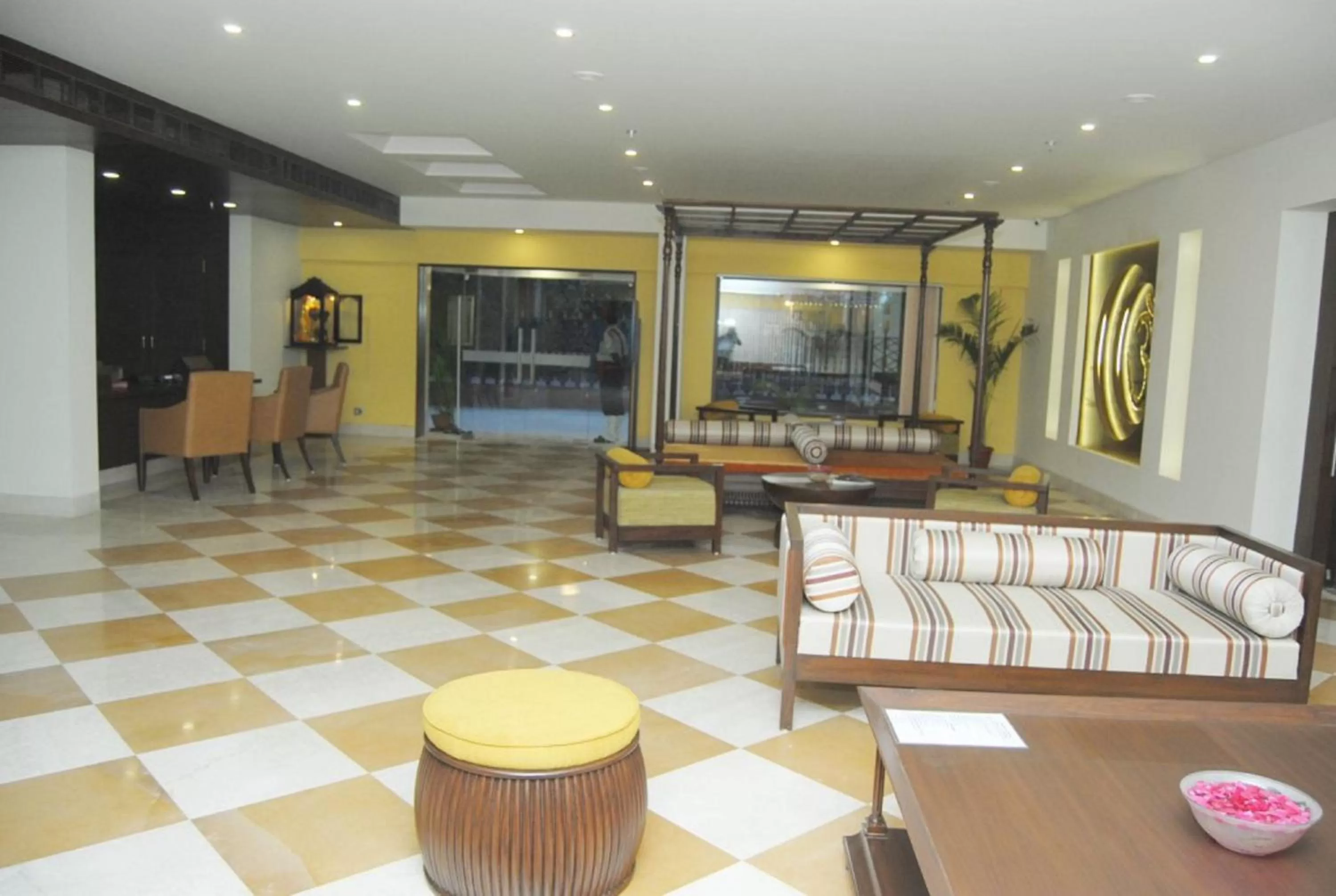 Area and facilities in Hotel Abigail Goradia's