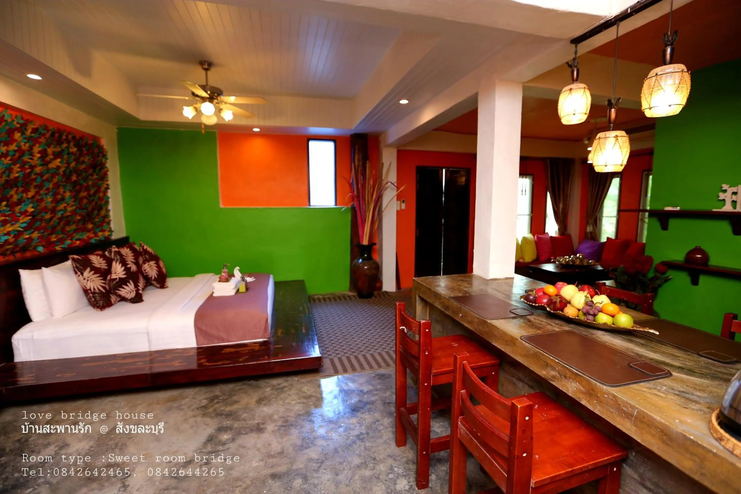 Bed in Love Bridge House บ้านสะพานรัก