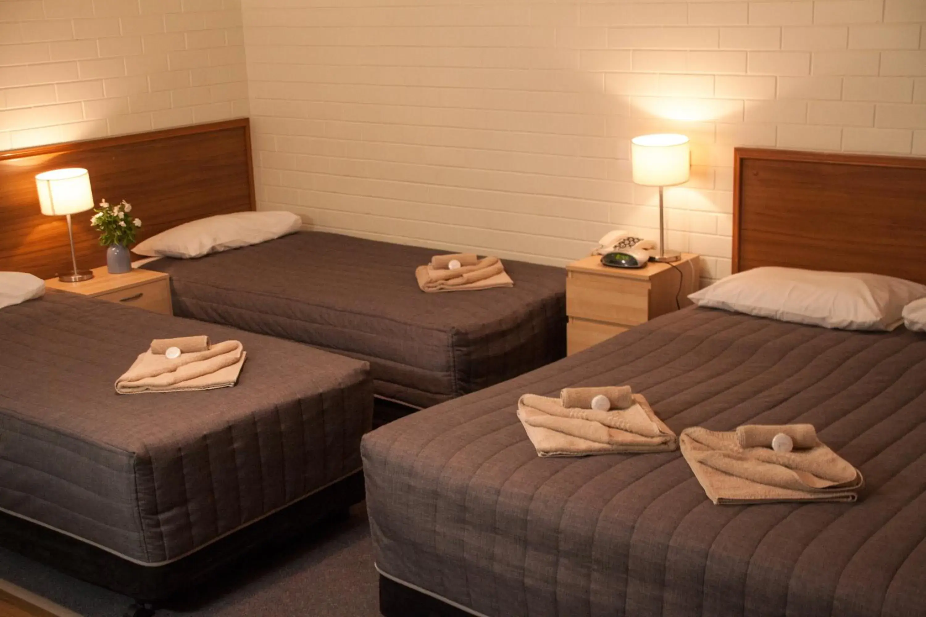 Family Room in Angaston Vineyards Motel Family Room in Angaston Vineyards Motel