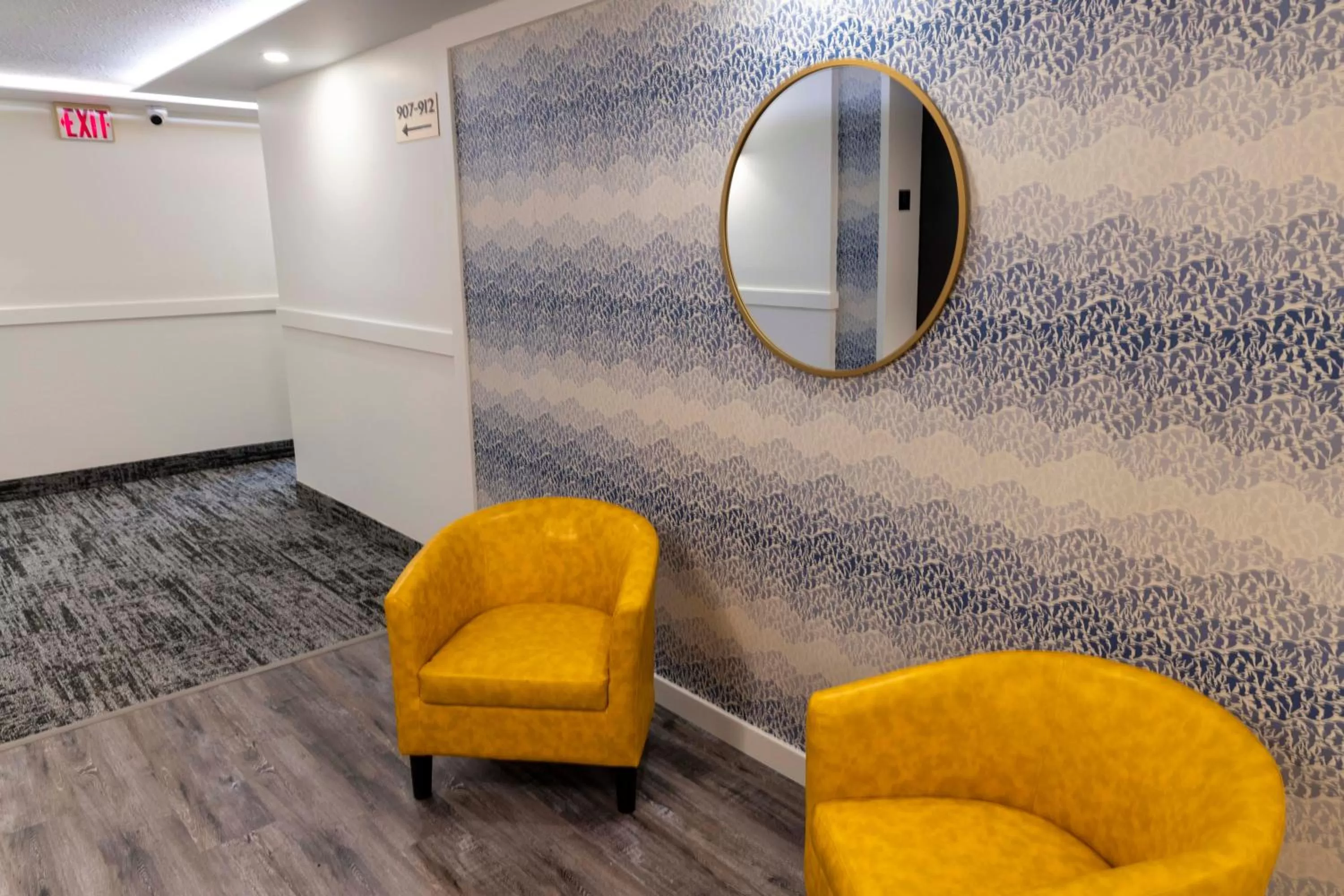 Seating area in Highliner Hotel