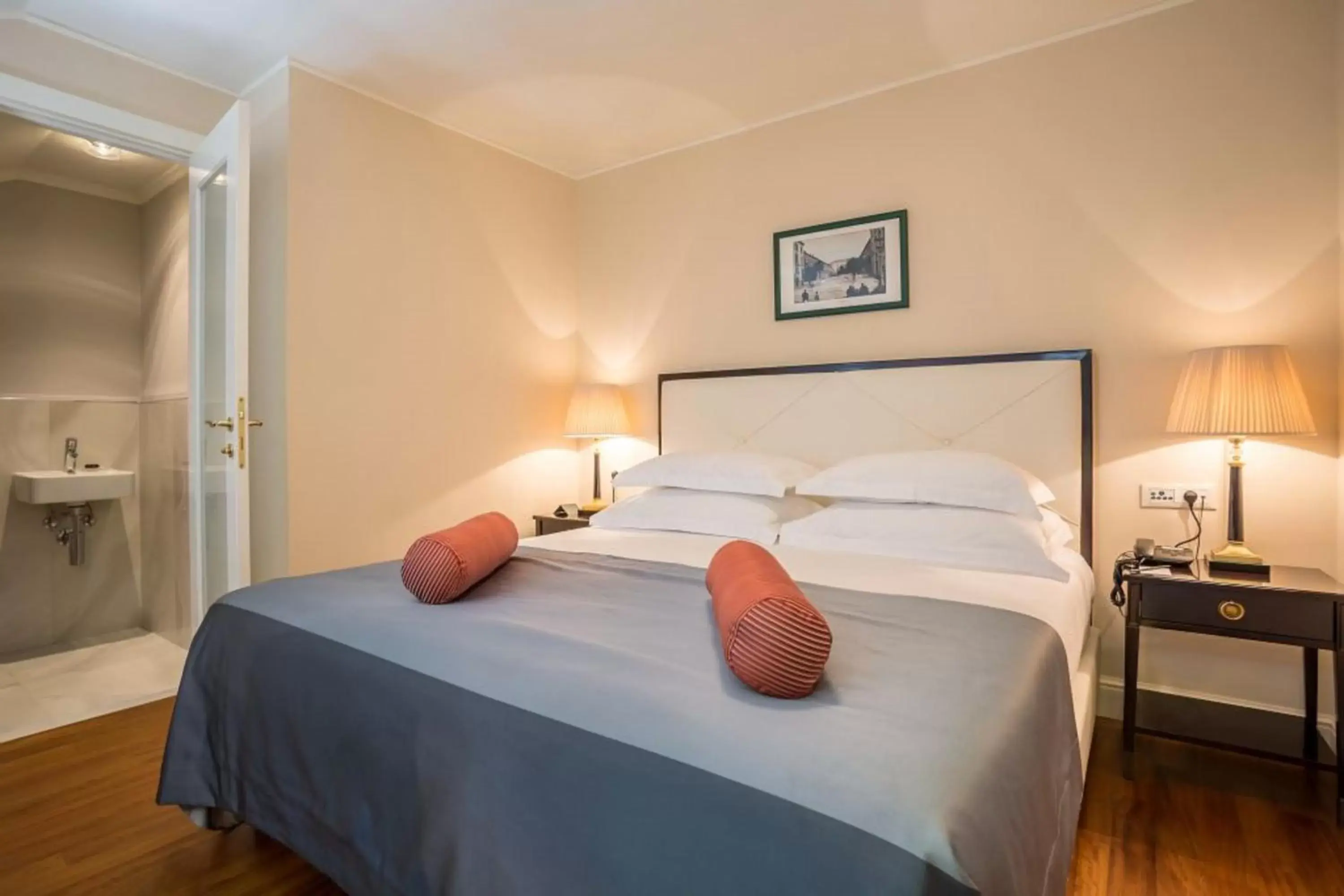 Deluxe Double Room with Sea View in Hotel Park Split Deluxe Double Room with Sea View in Hotel Park Split