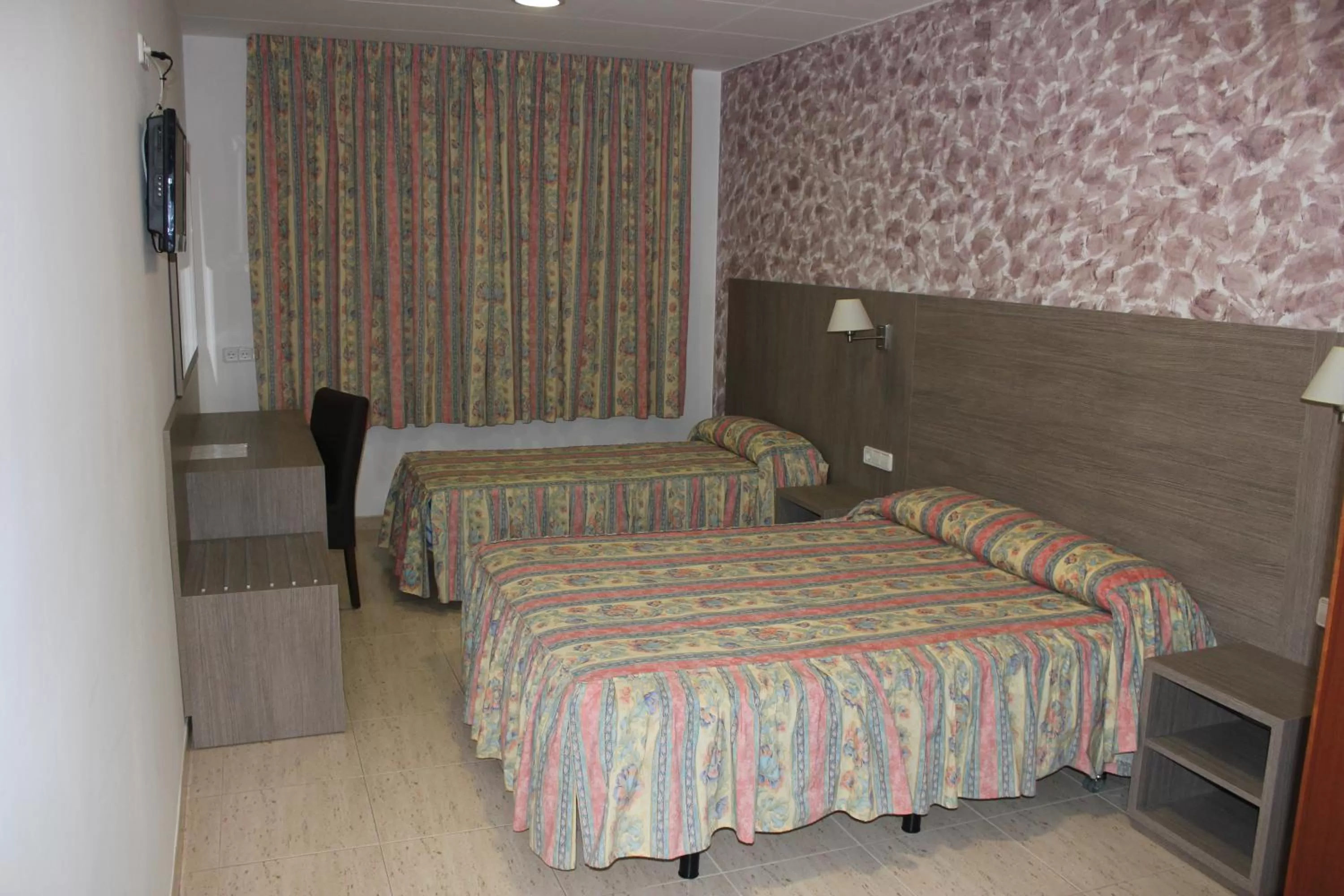 Triple Room in Ca La Maria