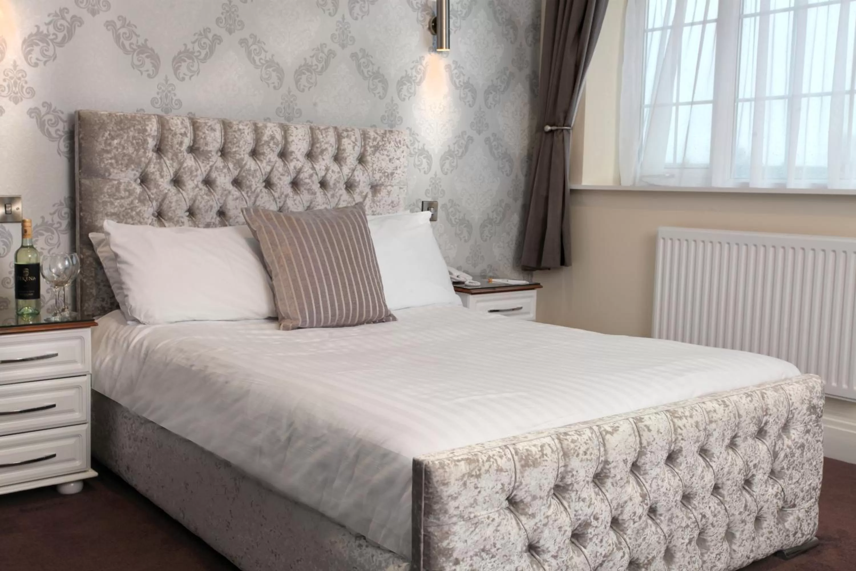 Bed in Best Western Bolholt Country Park Hotel