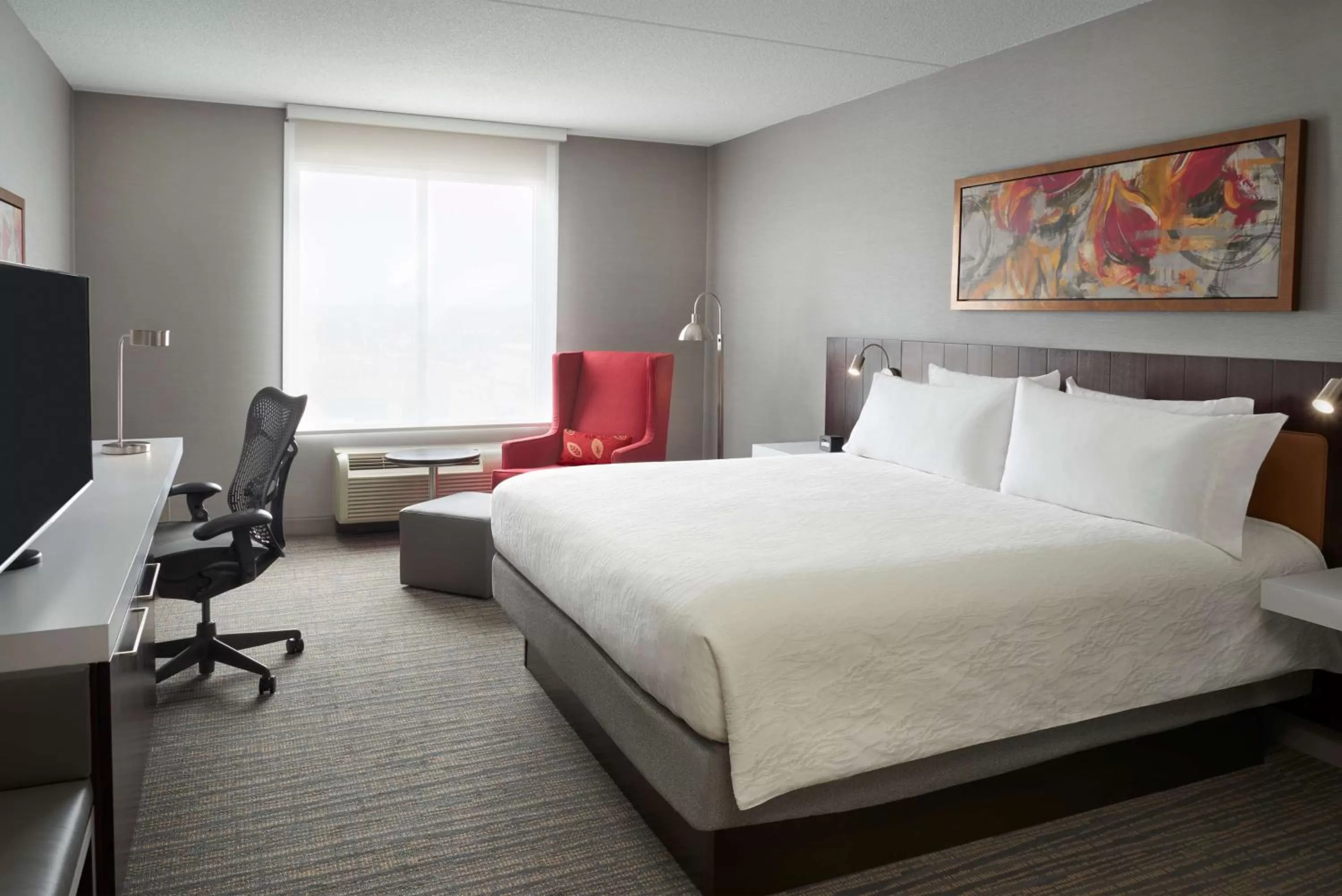 Bedroom, Bed in Hilton Garden Inn Toronto Airport West/Mississauga