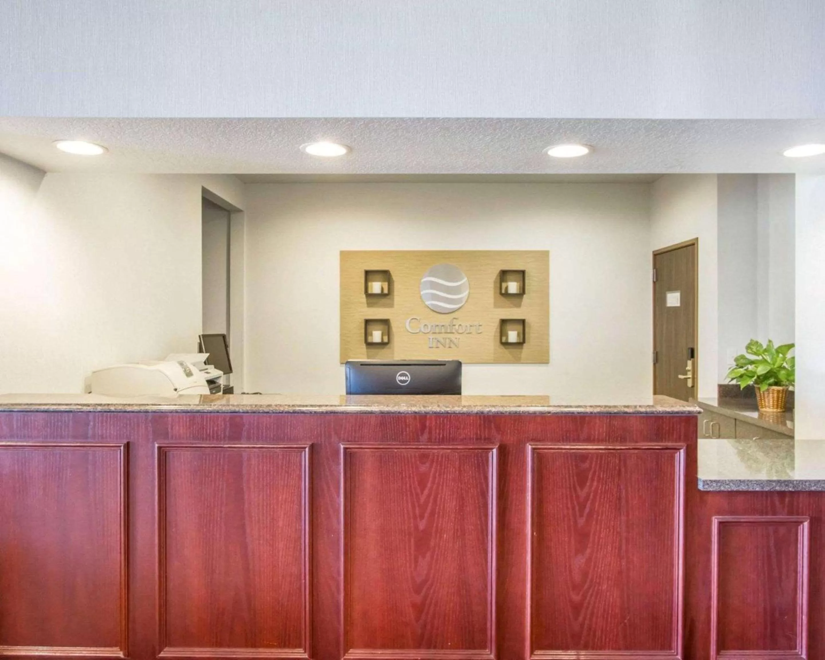 Lobby or reception in Comfort Inn Bolivar