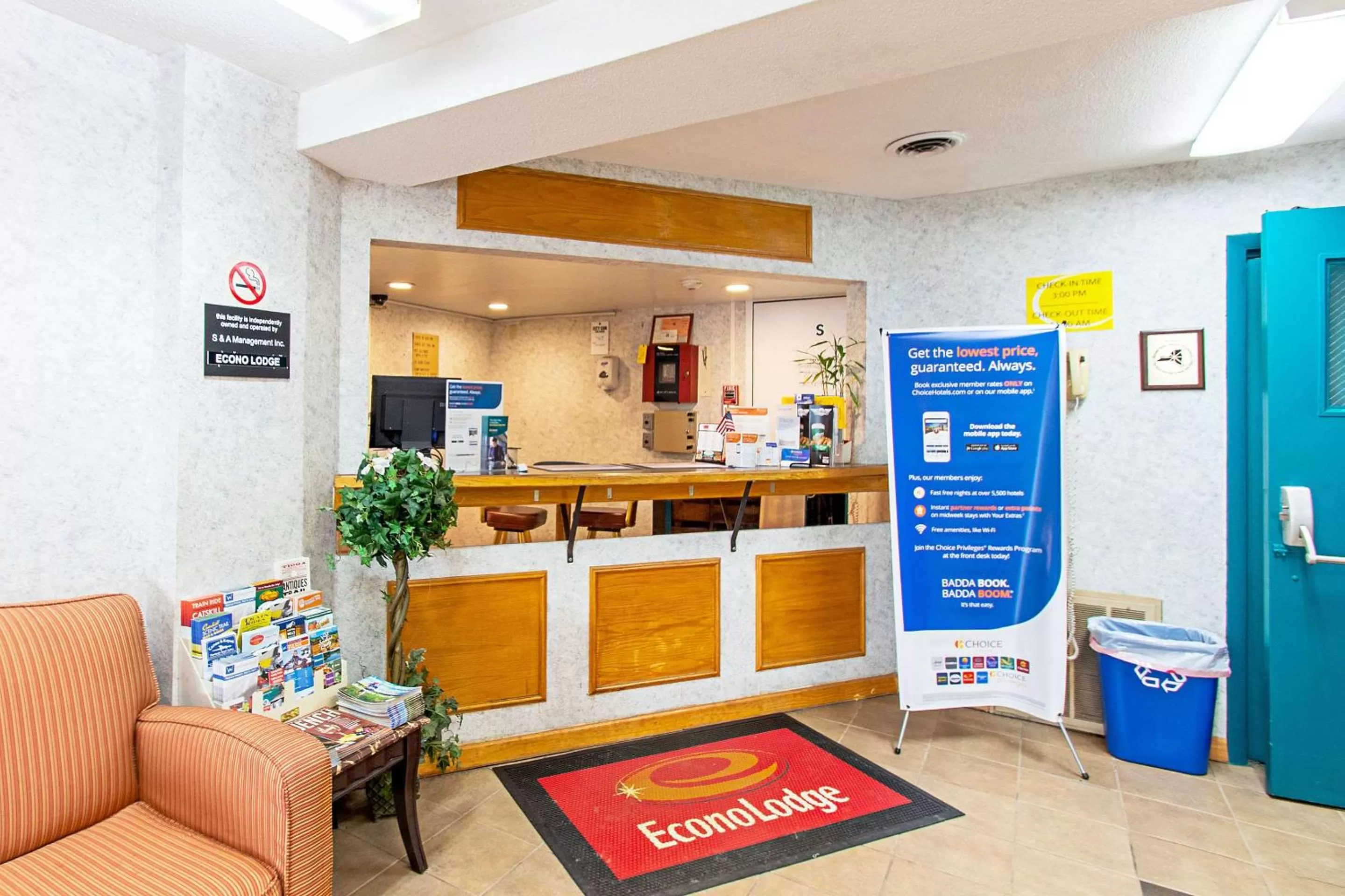 Lobby or reception, Lobby/Reception in Econo Lodge Utica