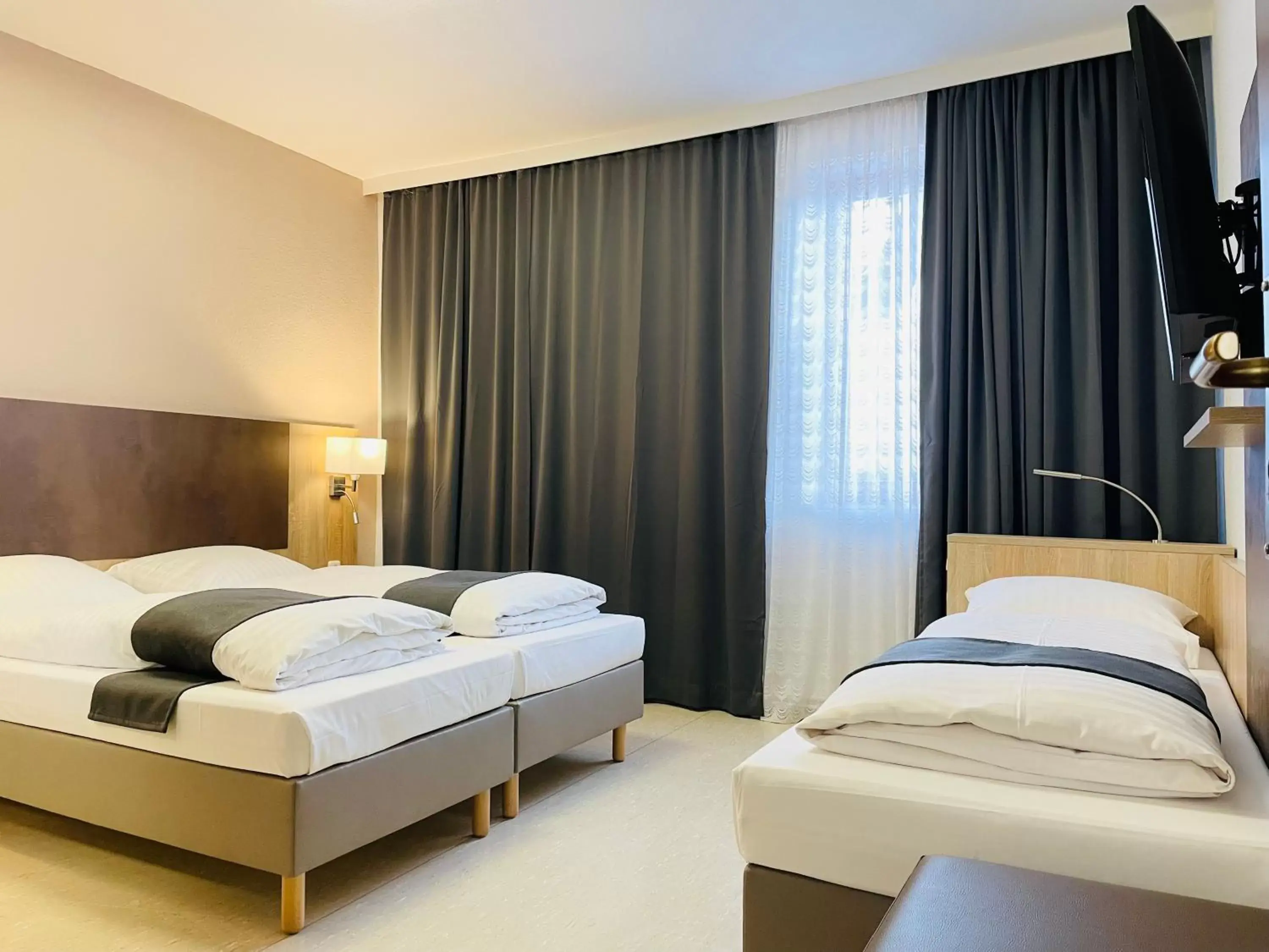 Family Suite in Hana Aparthotel Family Suite in Hana Aparthotel