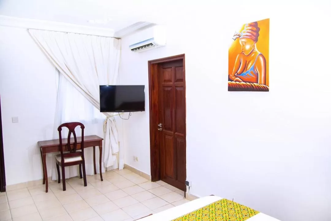 TV/Entertainment Center in Cypa Hotel