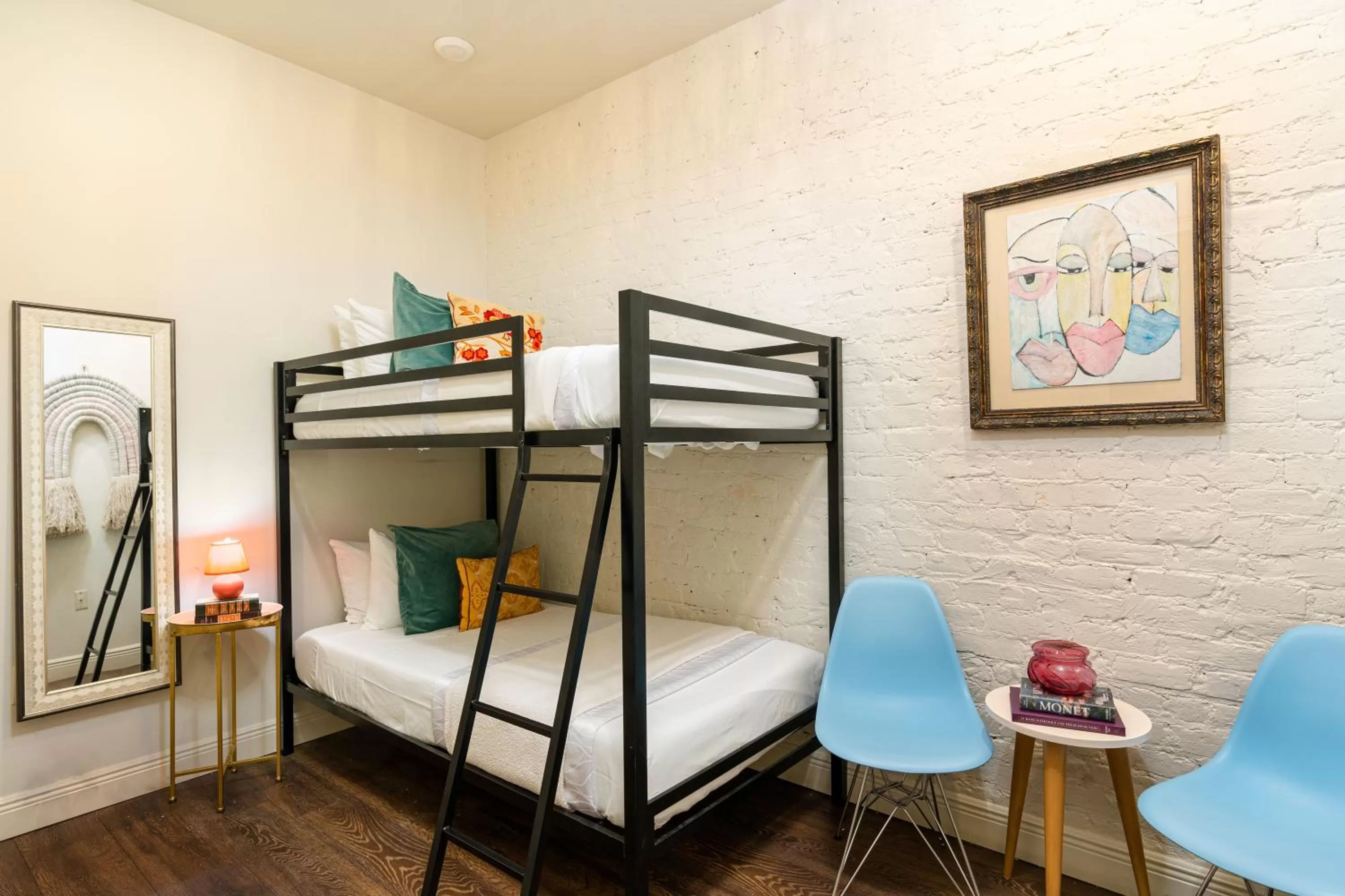 Bed in The Alexandre