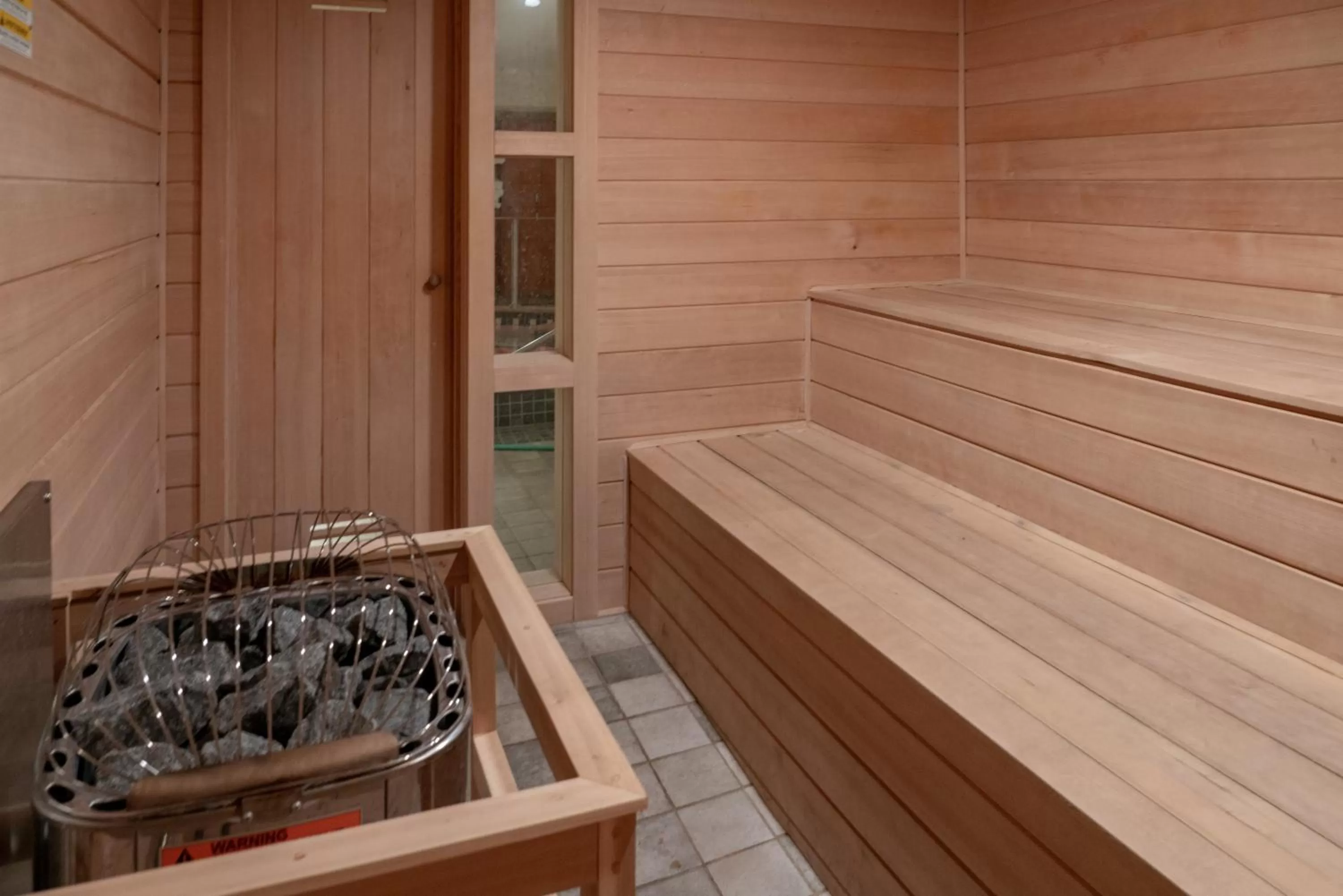 Sauna in Banff Caribou Lodge and Spa
