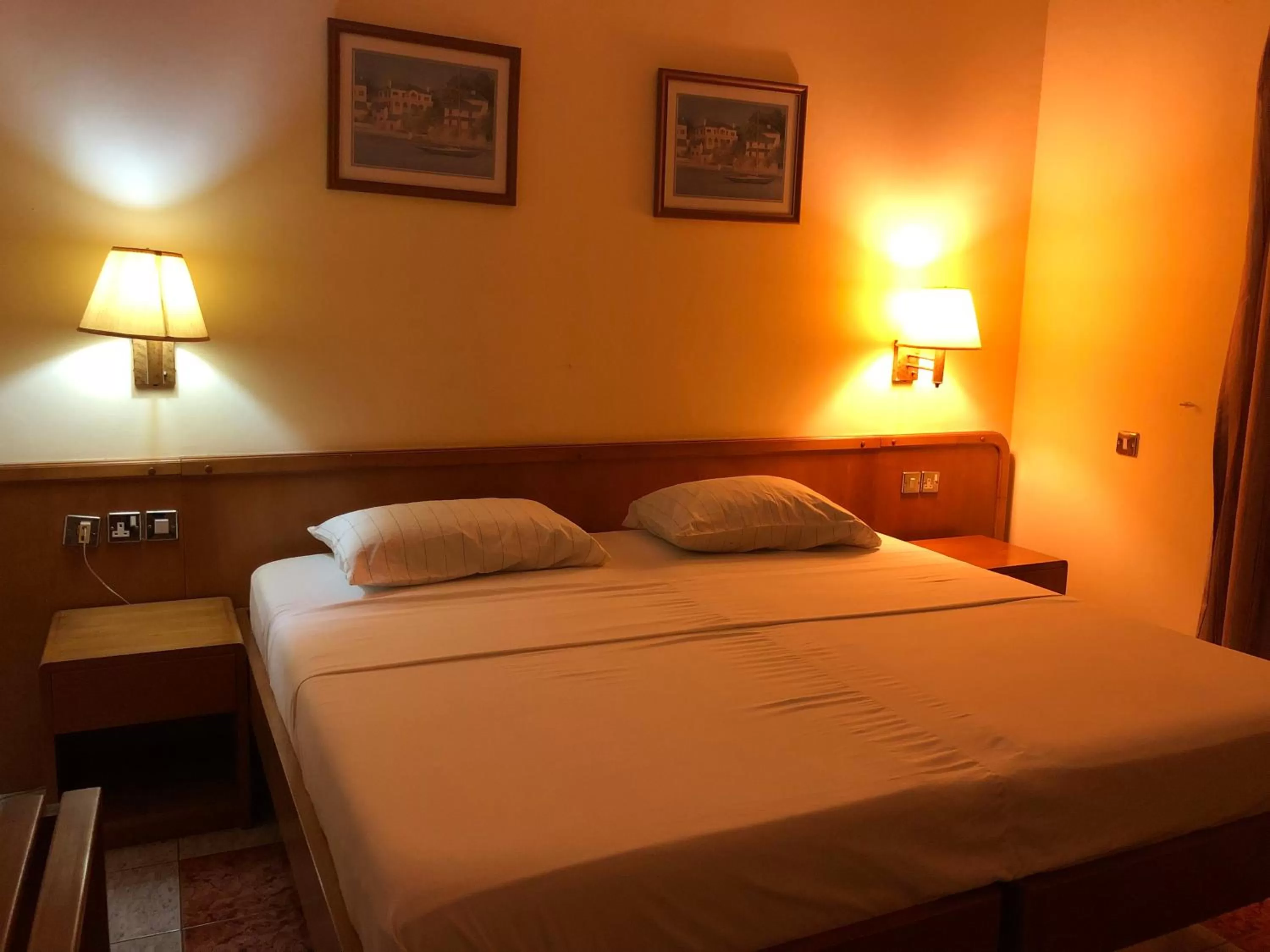 Bed in Maple Leaf Korean Hotel