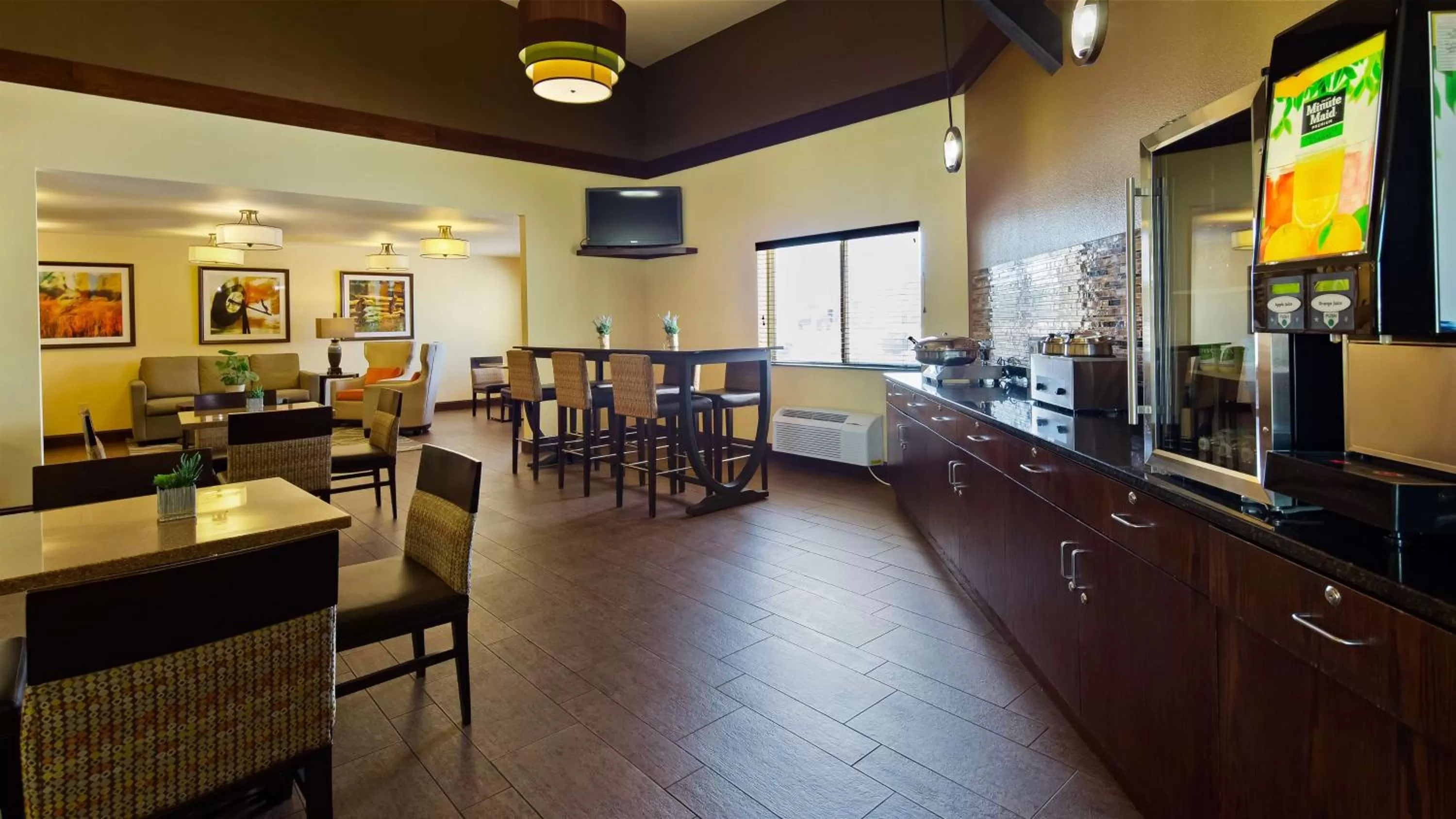 Restaurant/places to eat in Best Western Sundowner