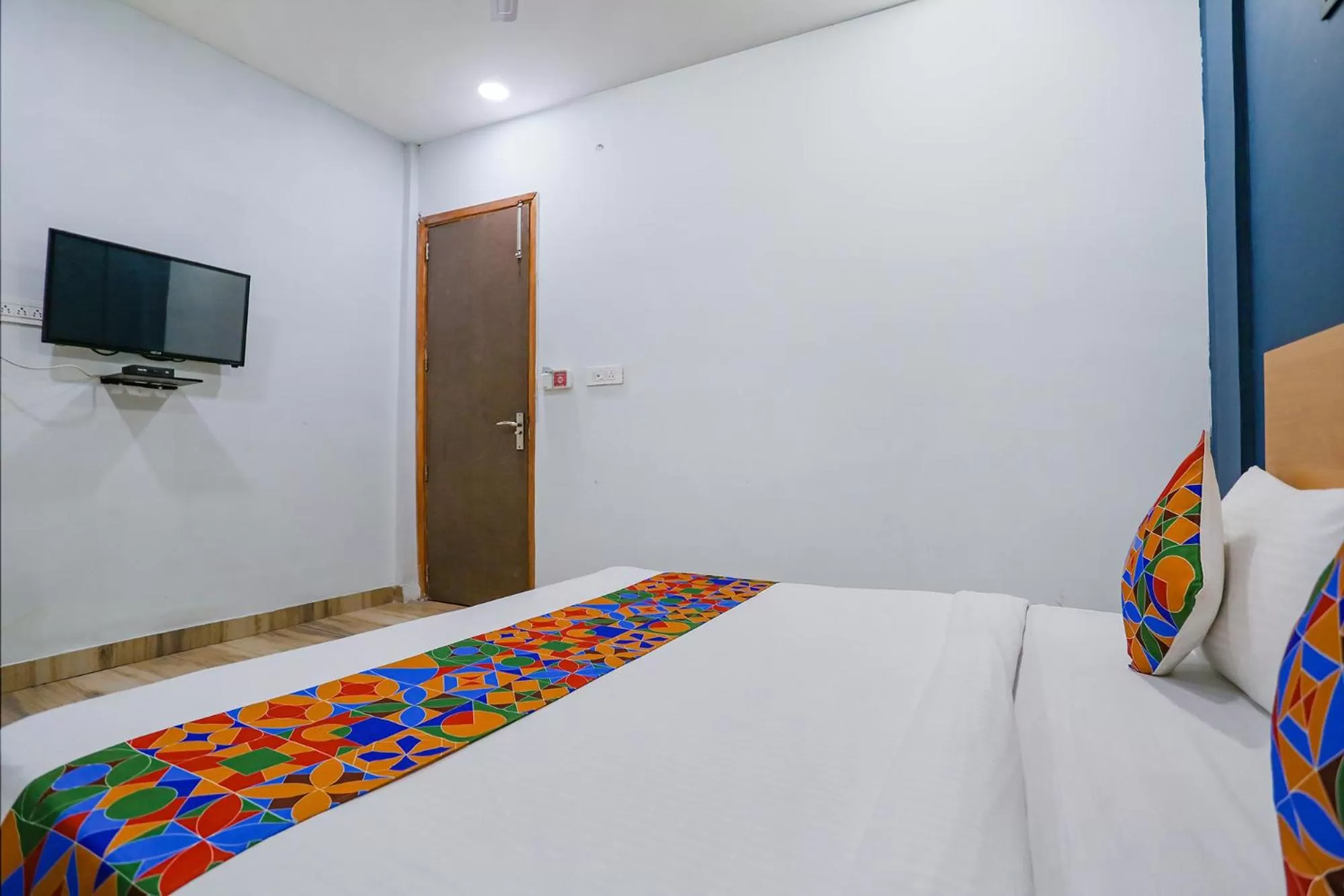 Bed in FabHotel F9 Peeragarhi