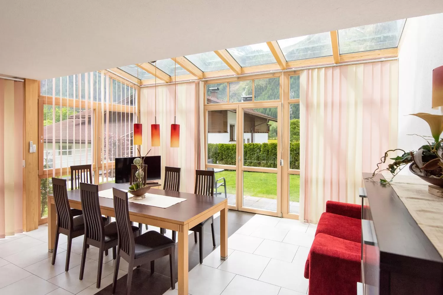 Dining area in Apart Relax