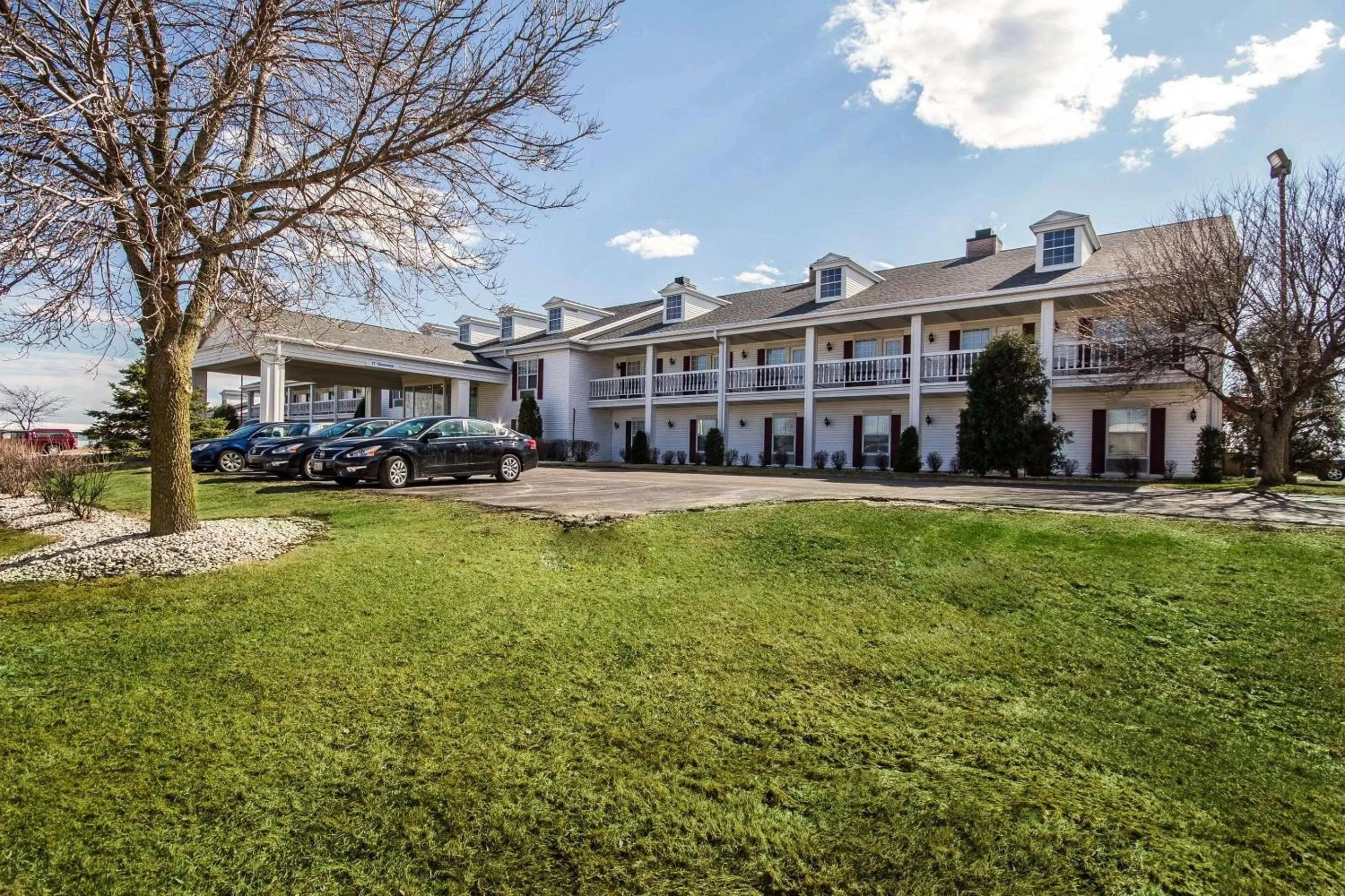 Property building in Comfort Inn Fond Du Lac