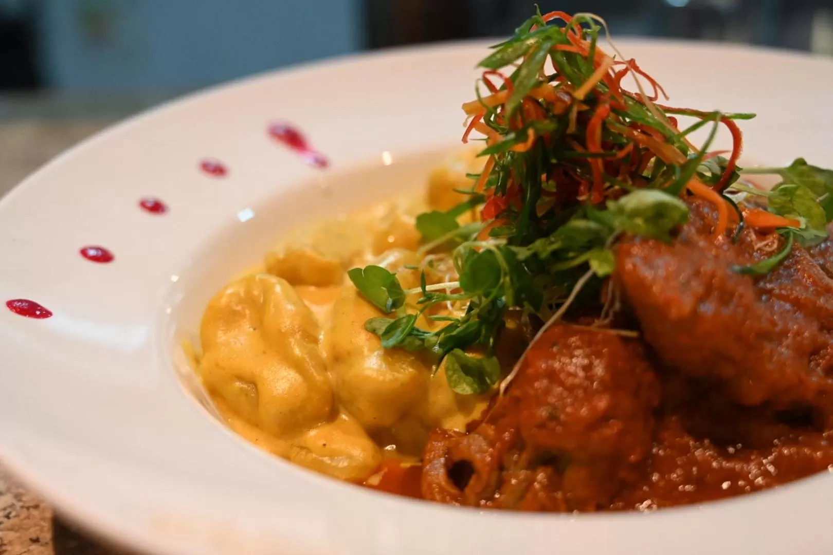 Restaurant/places to eat in Hotel Manada del Desierto