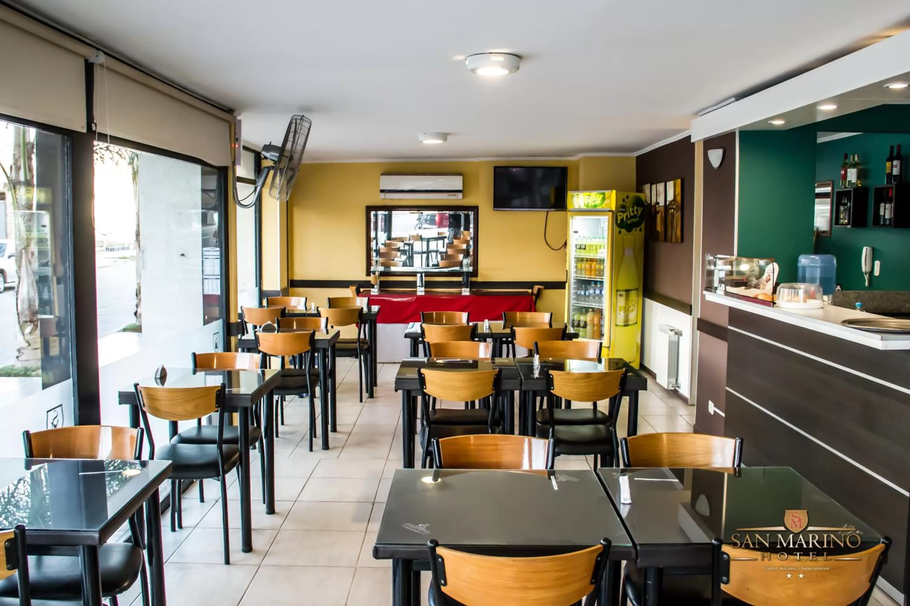 Restaurant/places to eat, Lounge/Bar in Hotel San Marino