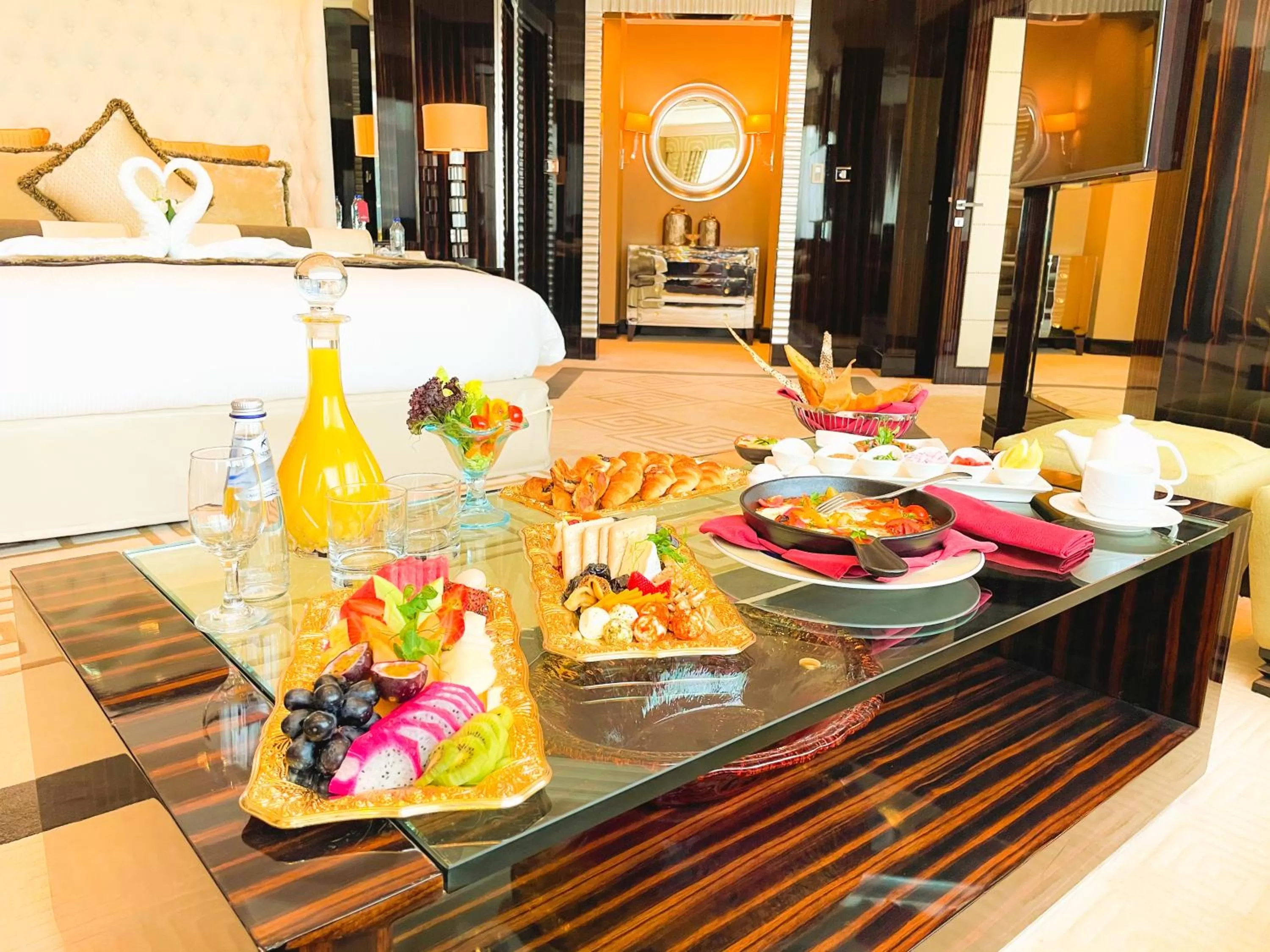 Food in Mövenpick Grand Al Bustan