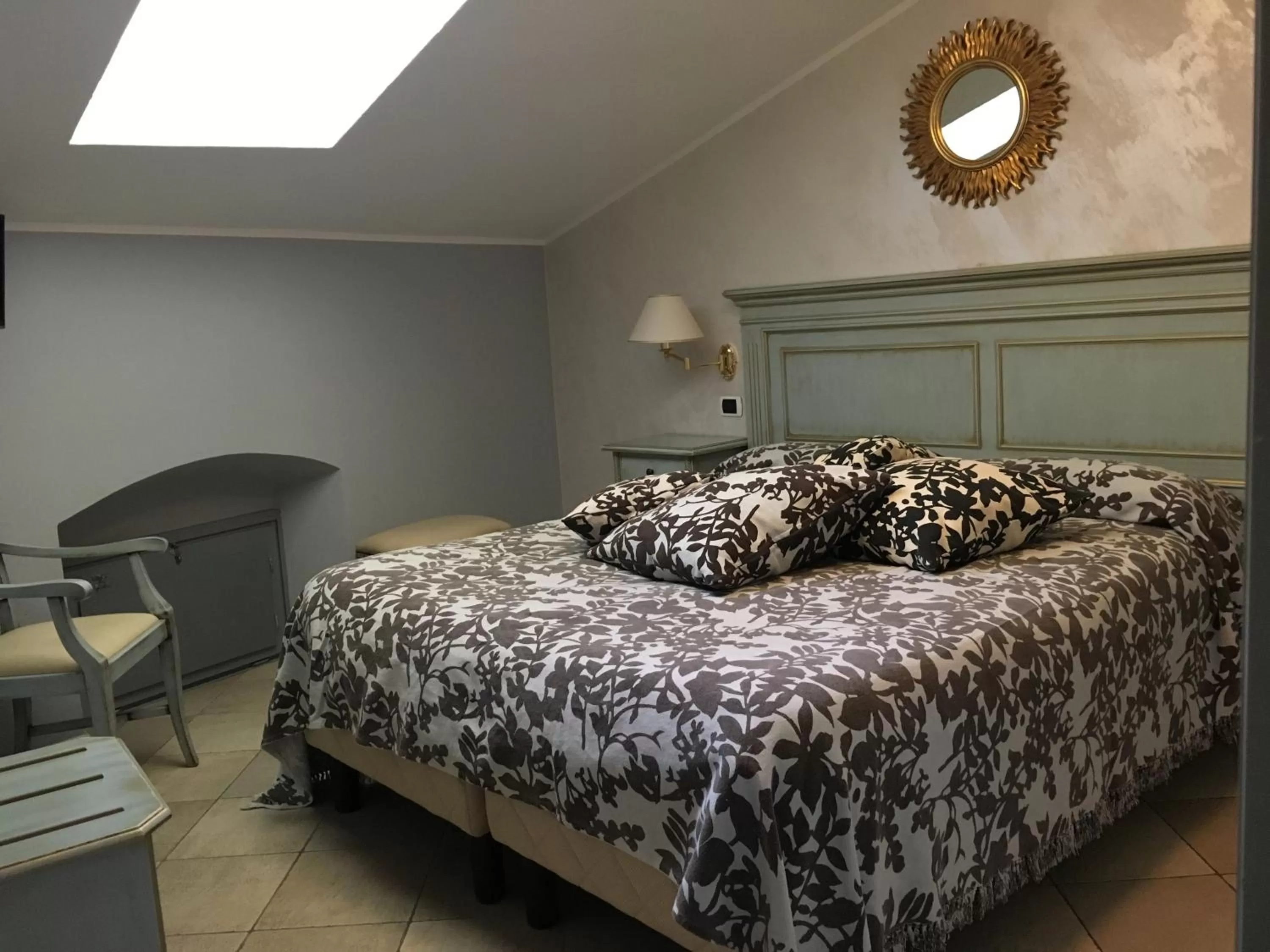 Bed in Alessi Hotel Trattoria