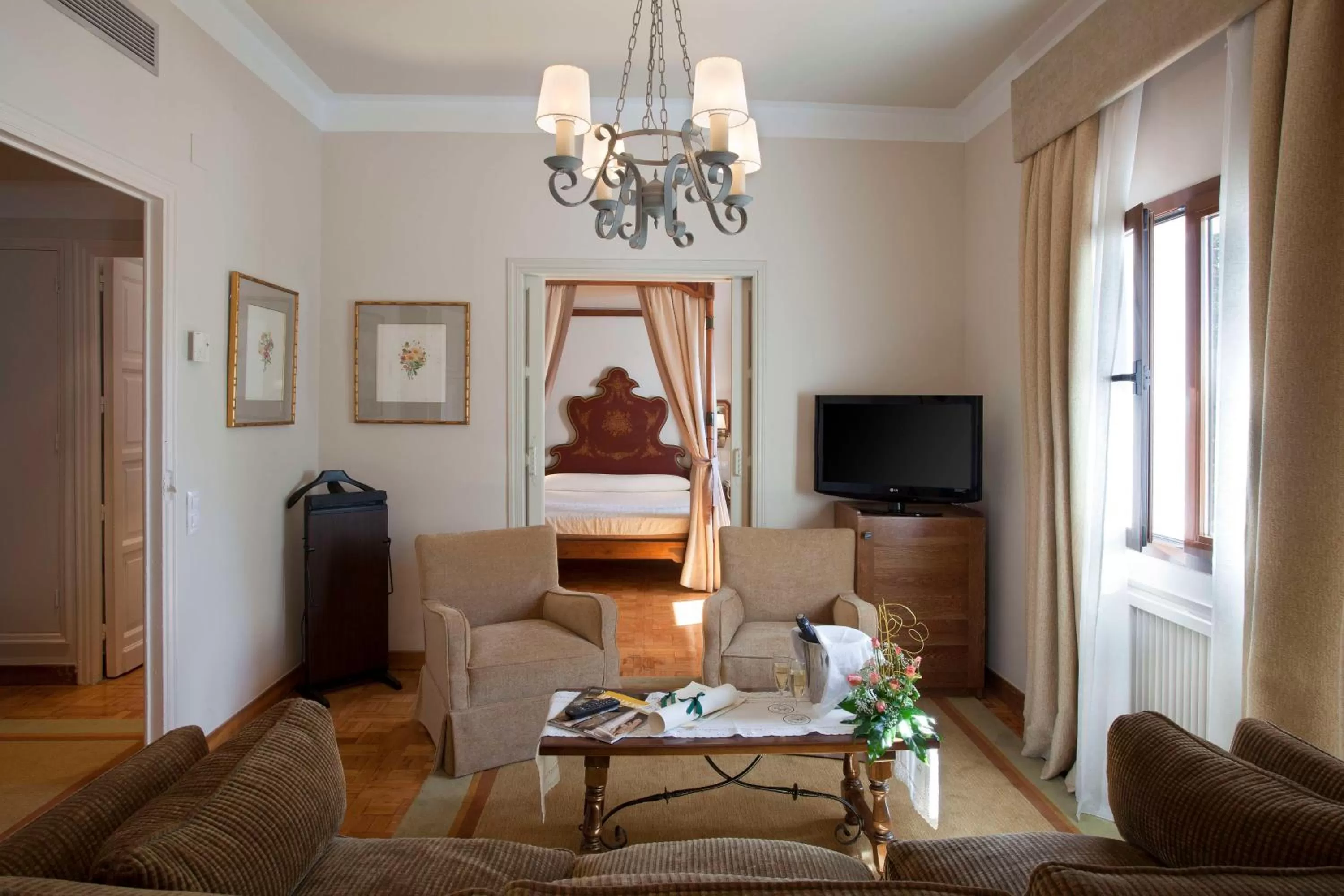 Living room in Parador de Teruel
