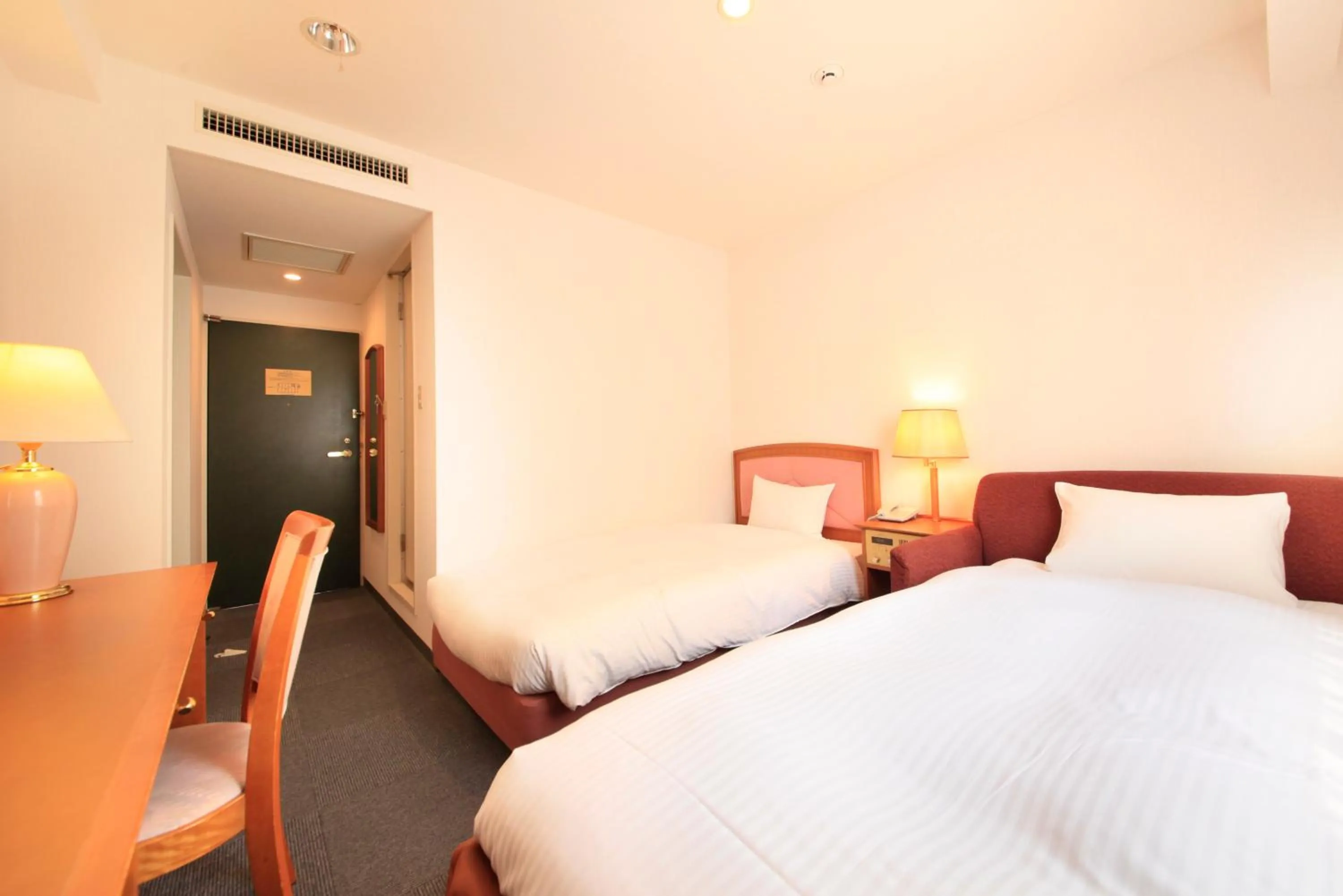 Photo of the whole room, Bed in Hotel Green Selec