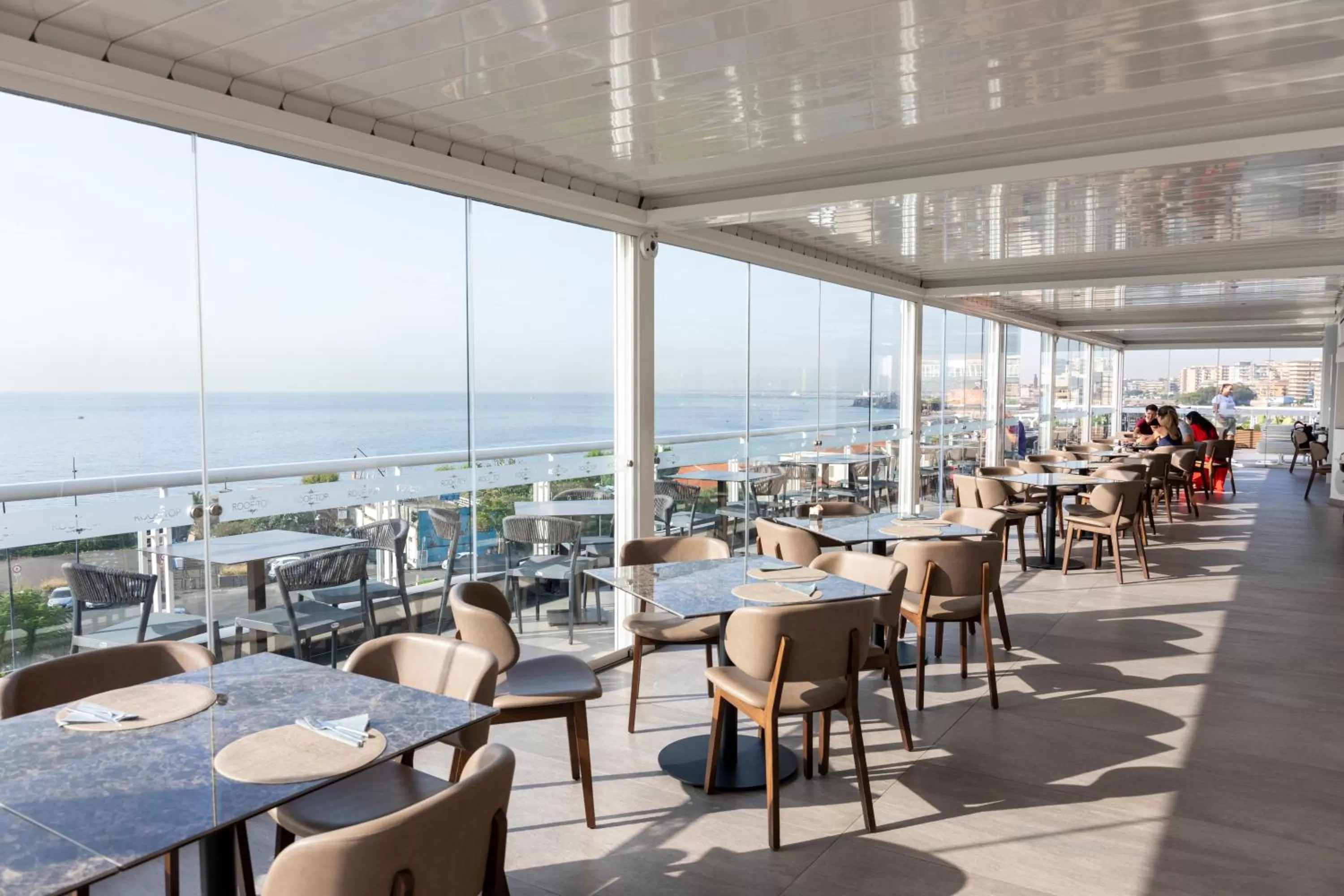 Beach in Plaza Hotel Catania