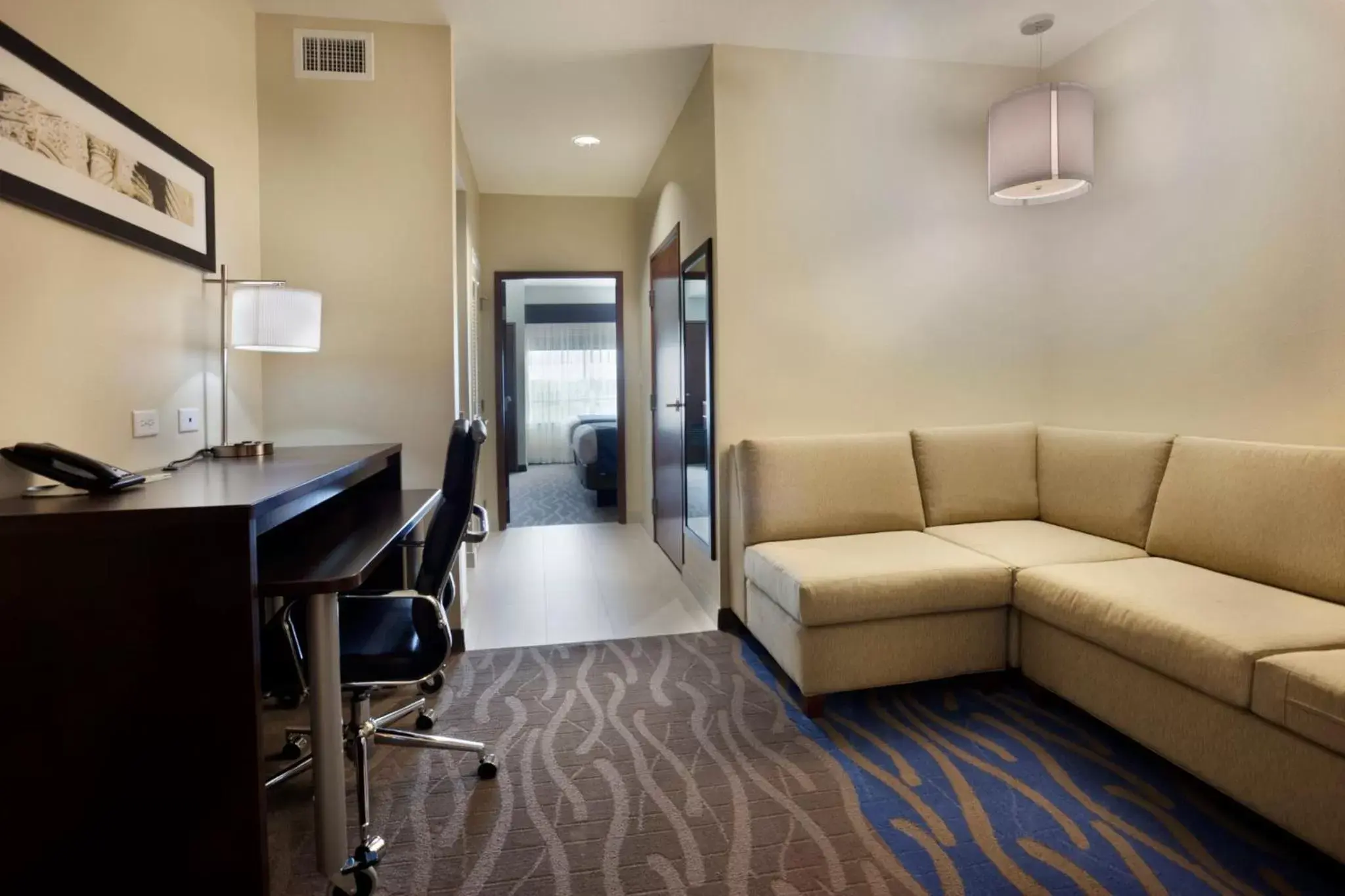 Deluxe Suite - Hearing Accessible - Non-Smoking in Holiday Inn Hotel & Suites Northwest San Antonio by IHG Deluxe Suite - Hearing Accessible - Non-Smoking in Holiday Inn Hotel & Suites Northwest San Antonio by IHG