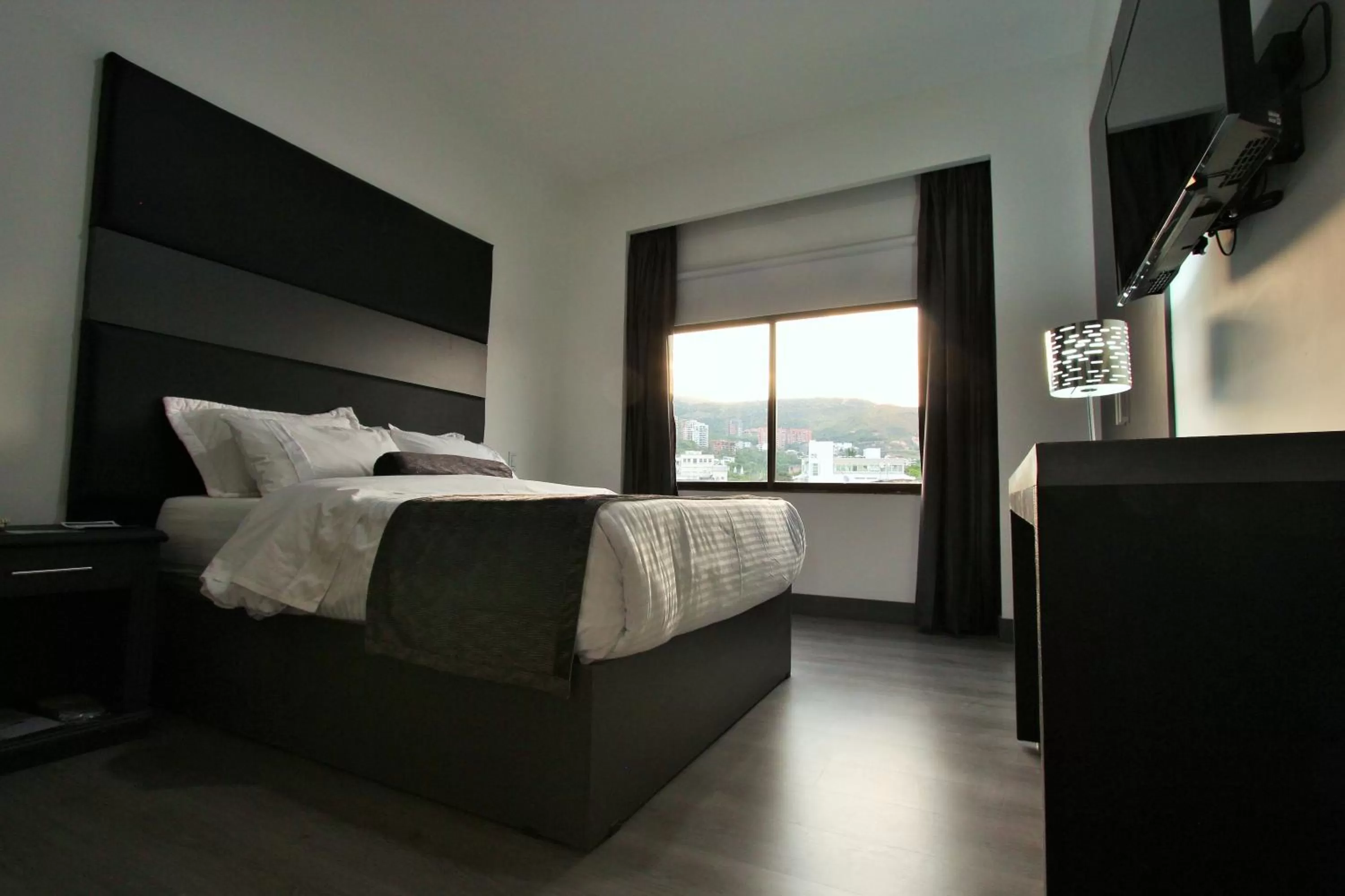 Photo of the whole room, Bed in Hotel San Fernando Real