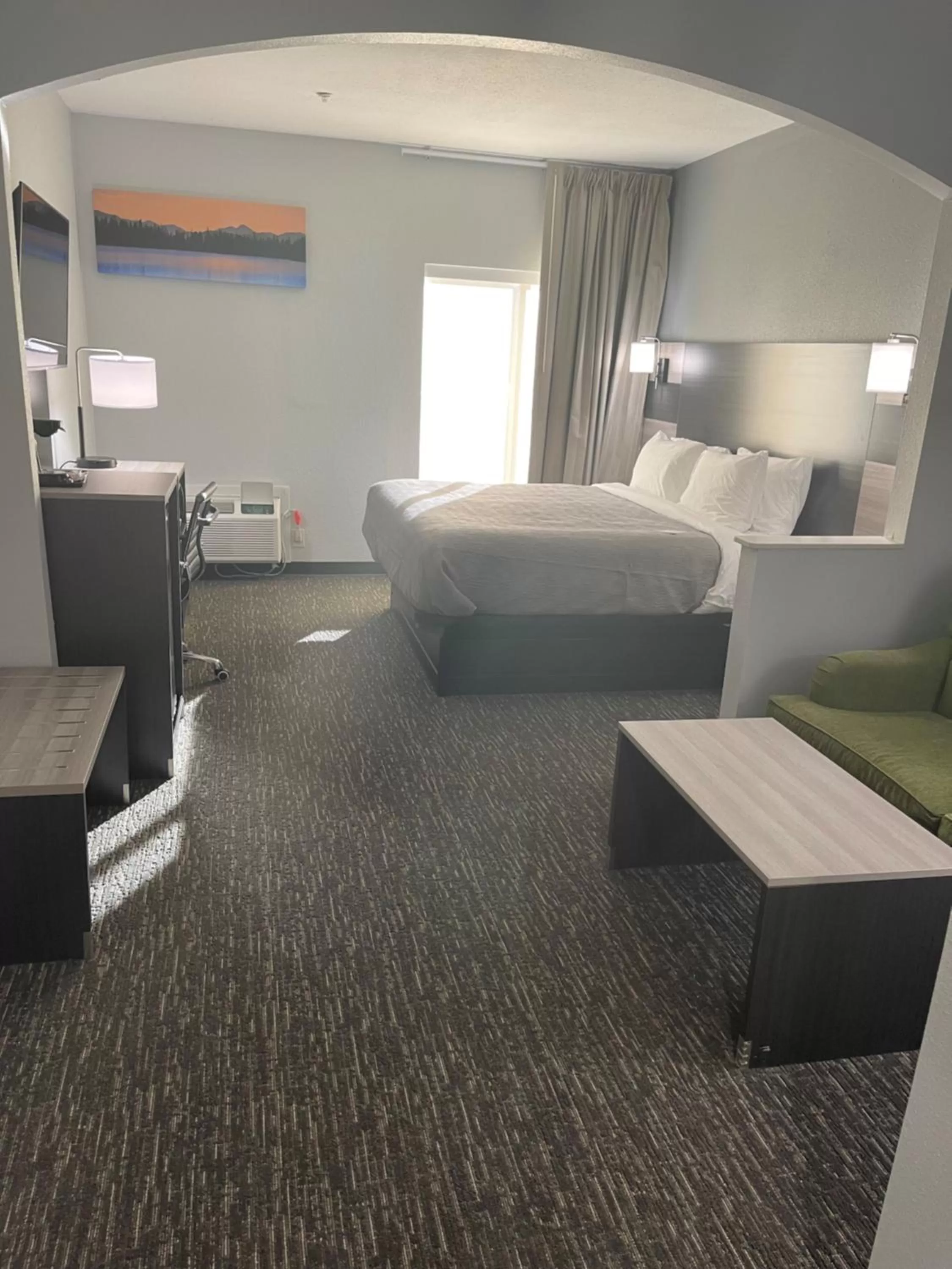 Bedroom in Quality Suites Abilene Mall Area