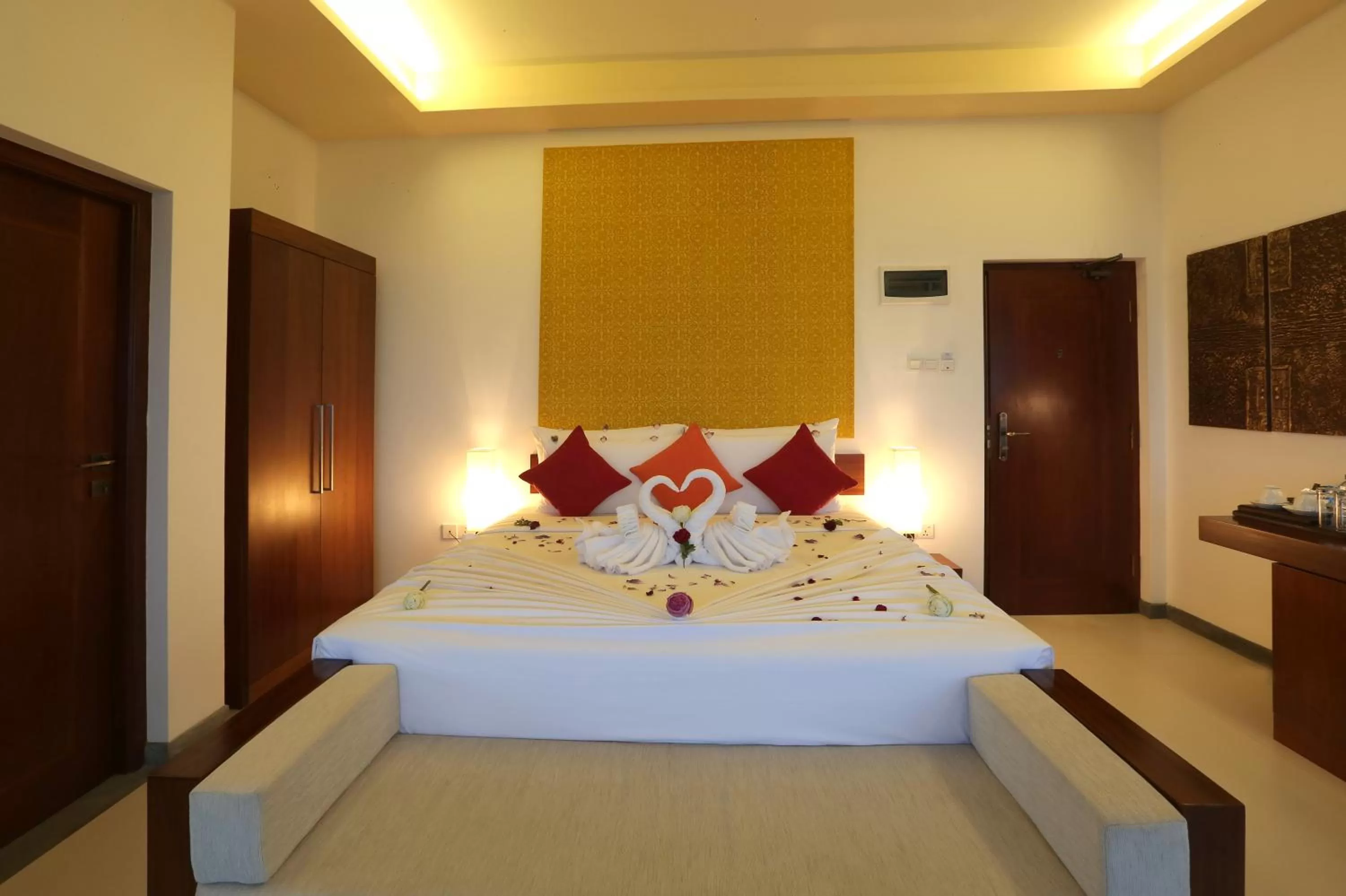 Bedroom, Bed in Mount Blue Kandy