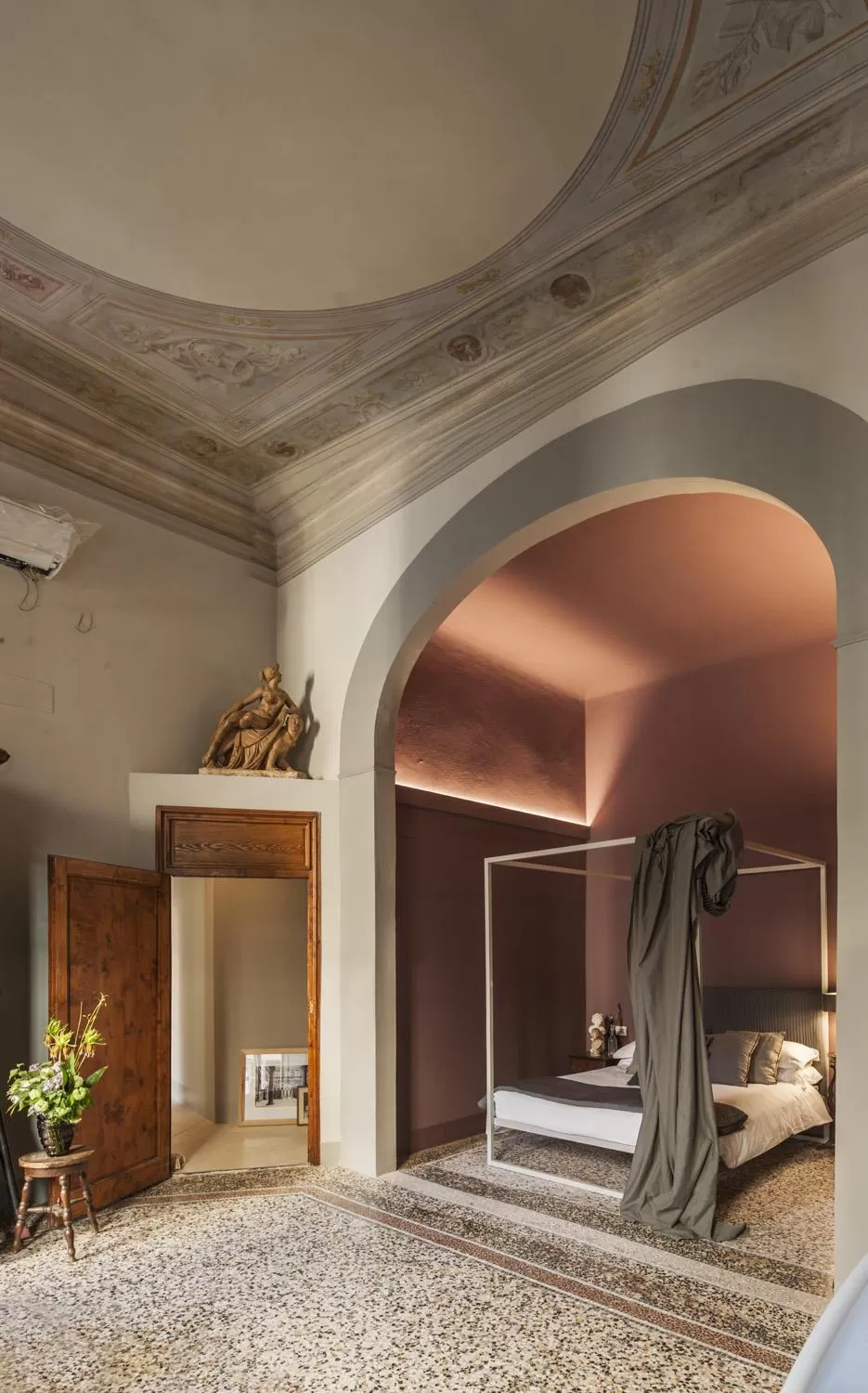 Bedroom, Bed in Casa Botticelli