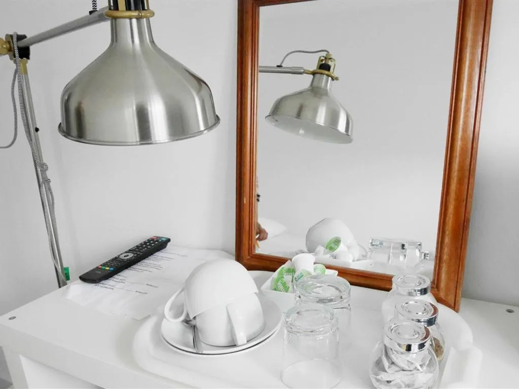 Bedroom in Kew Studios and Rooms