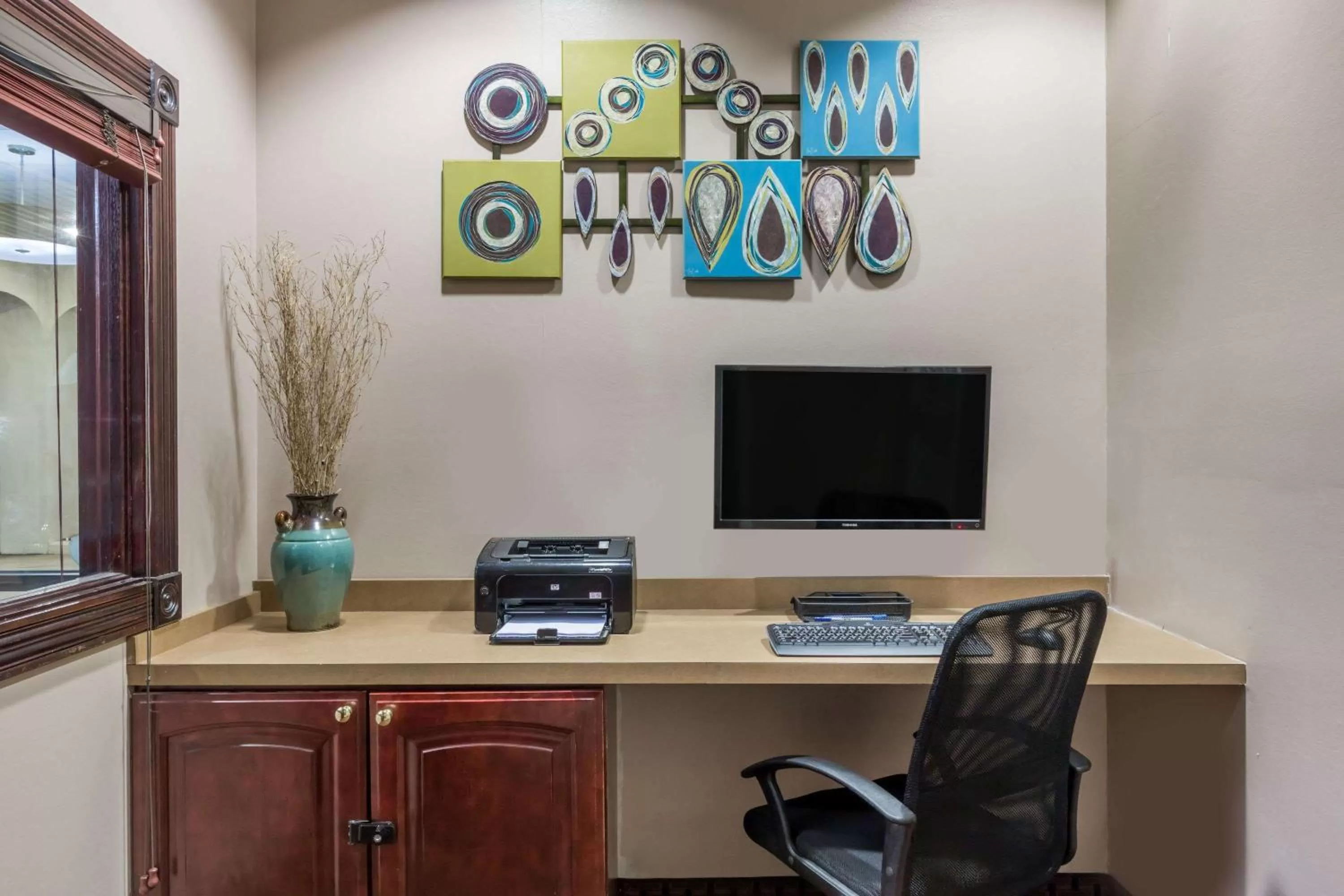 On site in Days Inn by Wyndham Pearl/Jackson Airport