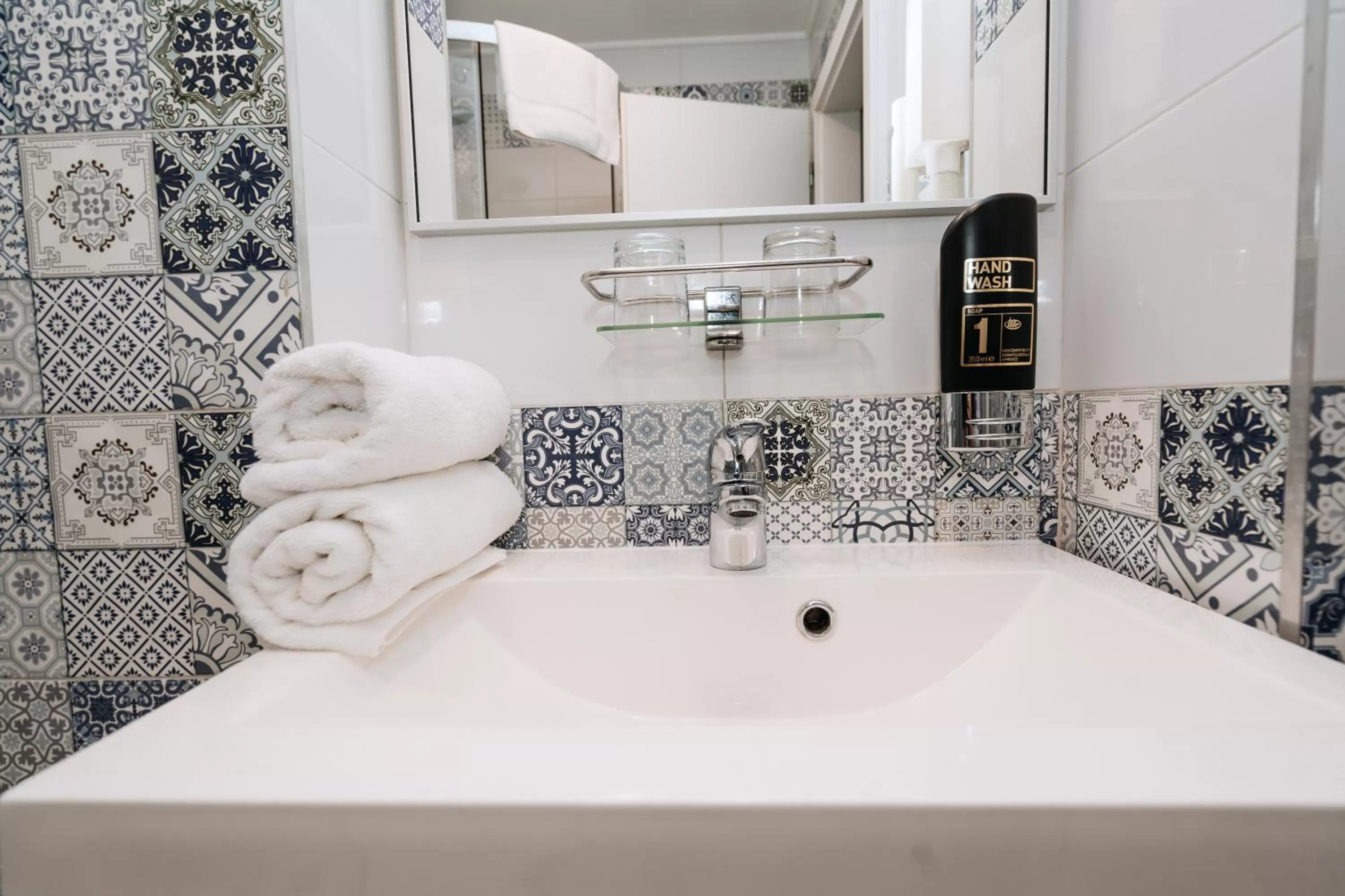 Shower in Union Hotel Prague