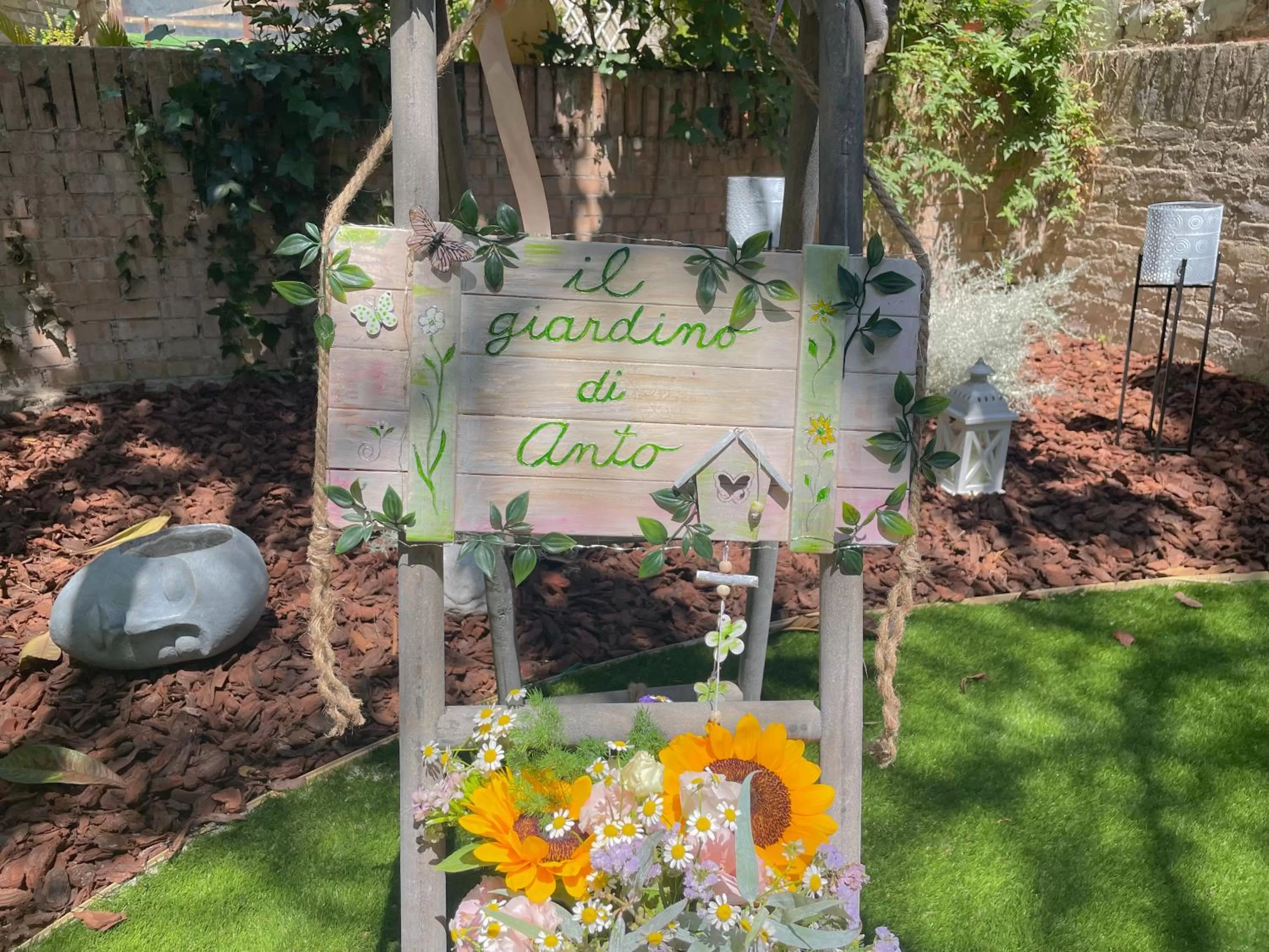 Property logo or sign in B&B Il Giardino di Anto