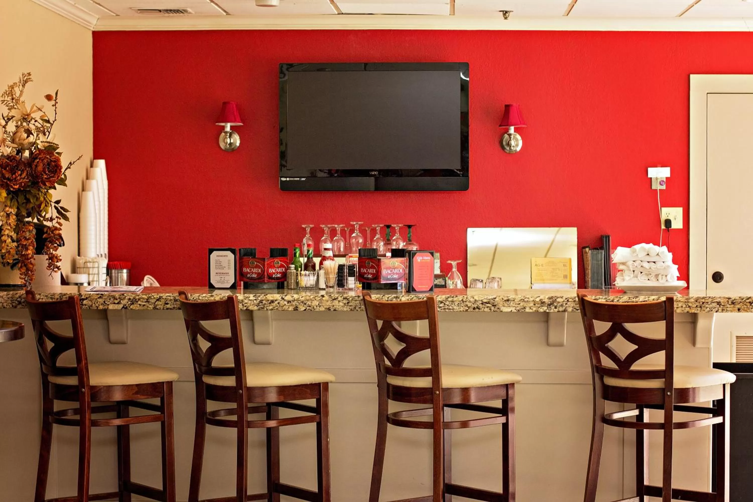 Restaurant/places to eat in Ramada by Wyndham New Iberia