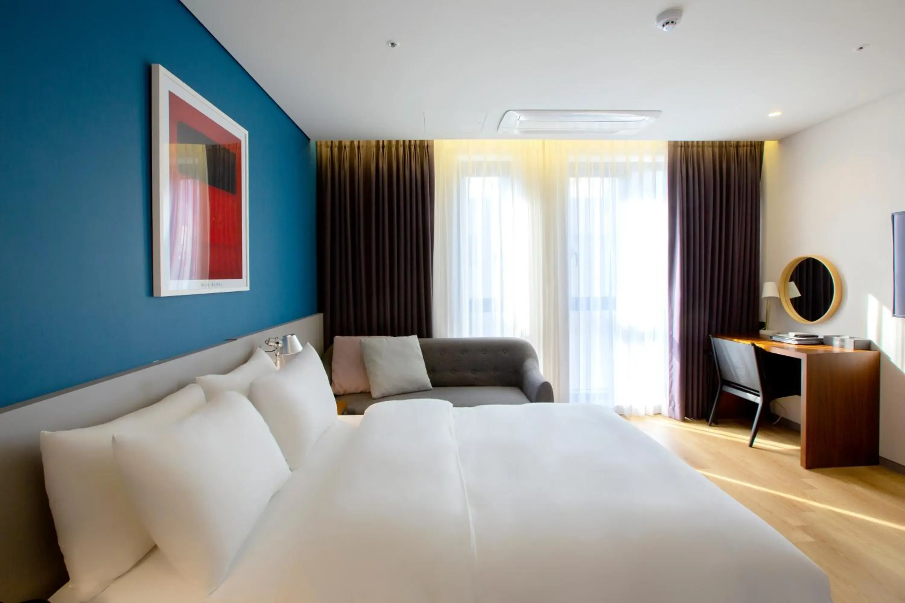 Deluxe Double Room in Hotel Arte Deluxe Double Room in Hotel Arte