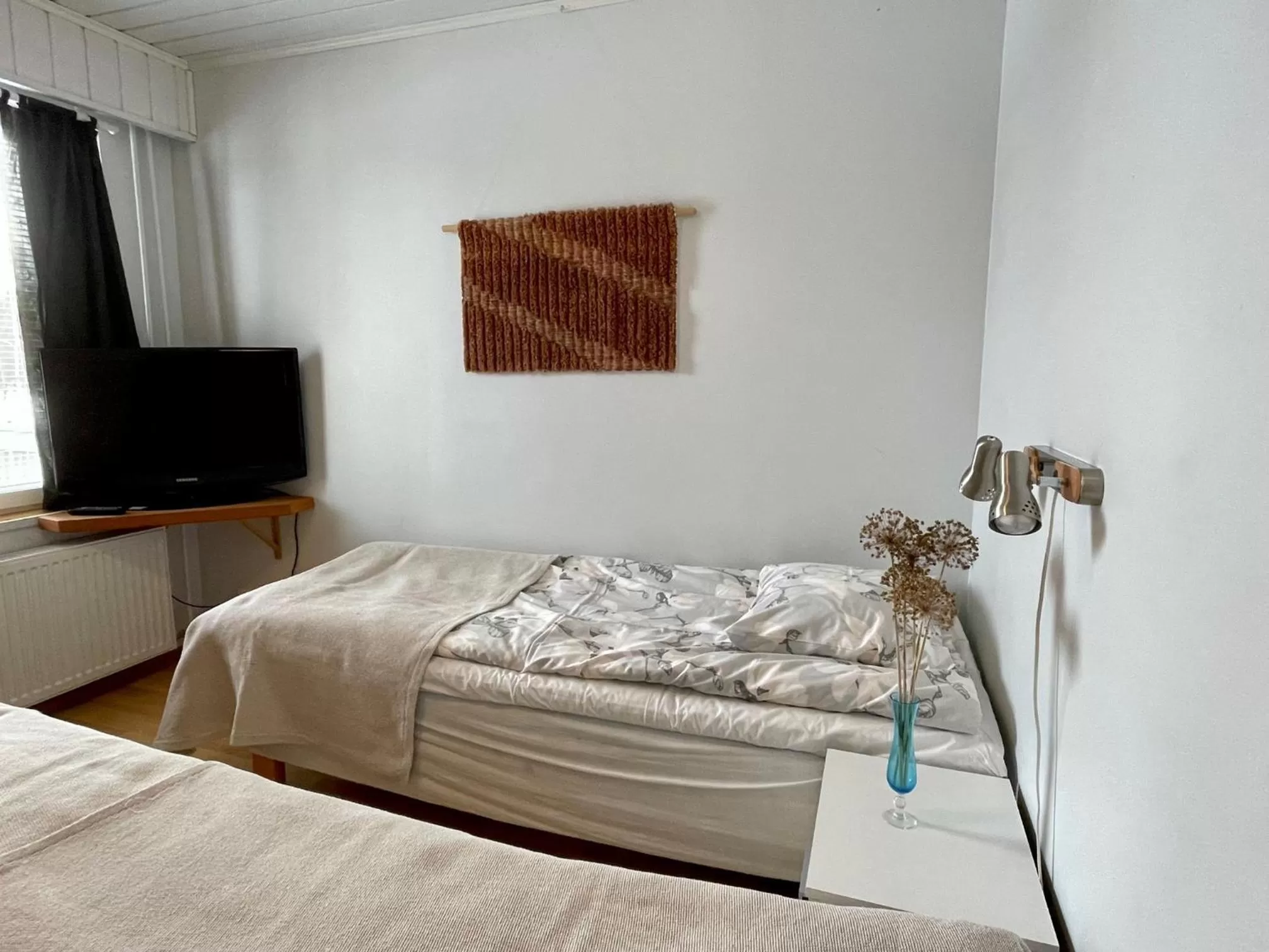 Bed in Lamminmäen Juhla ja Peti