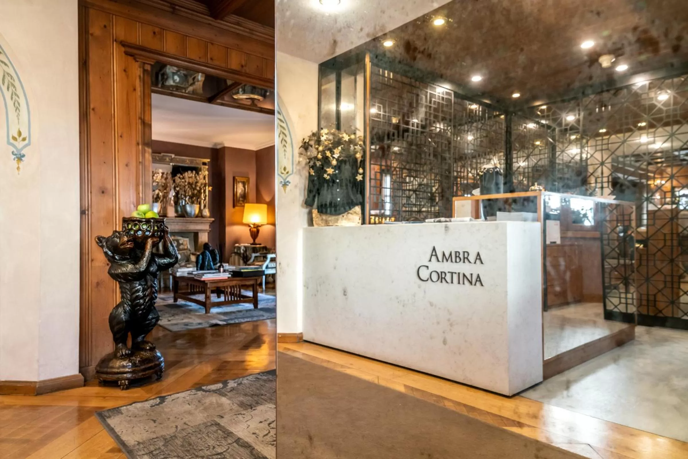 Property logo or sign in Ambra Cortina Luxury&Fashion Hotel