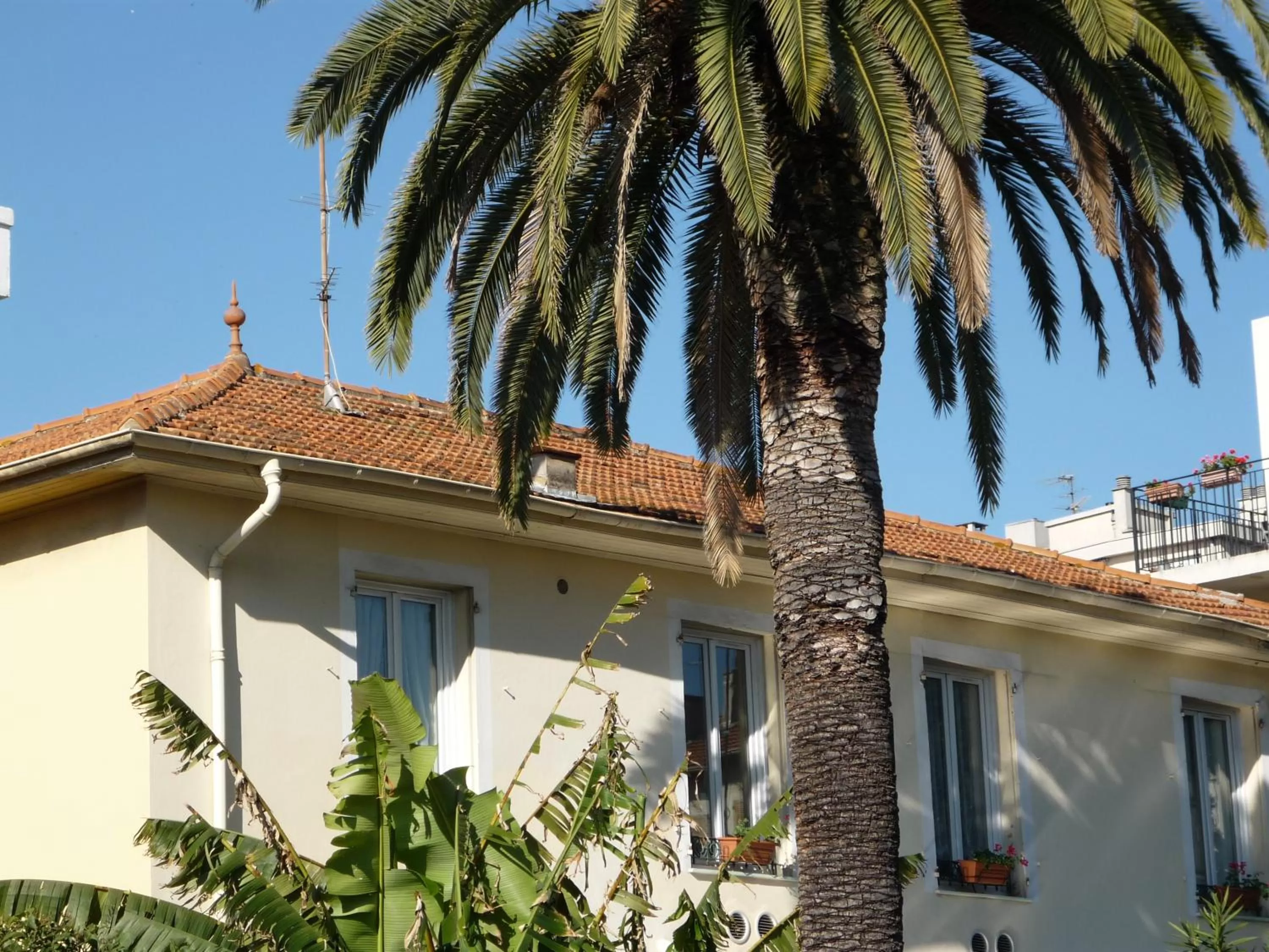 Facade/entrance in Logis Hôtel Villa Victorine