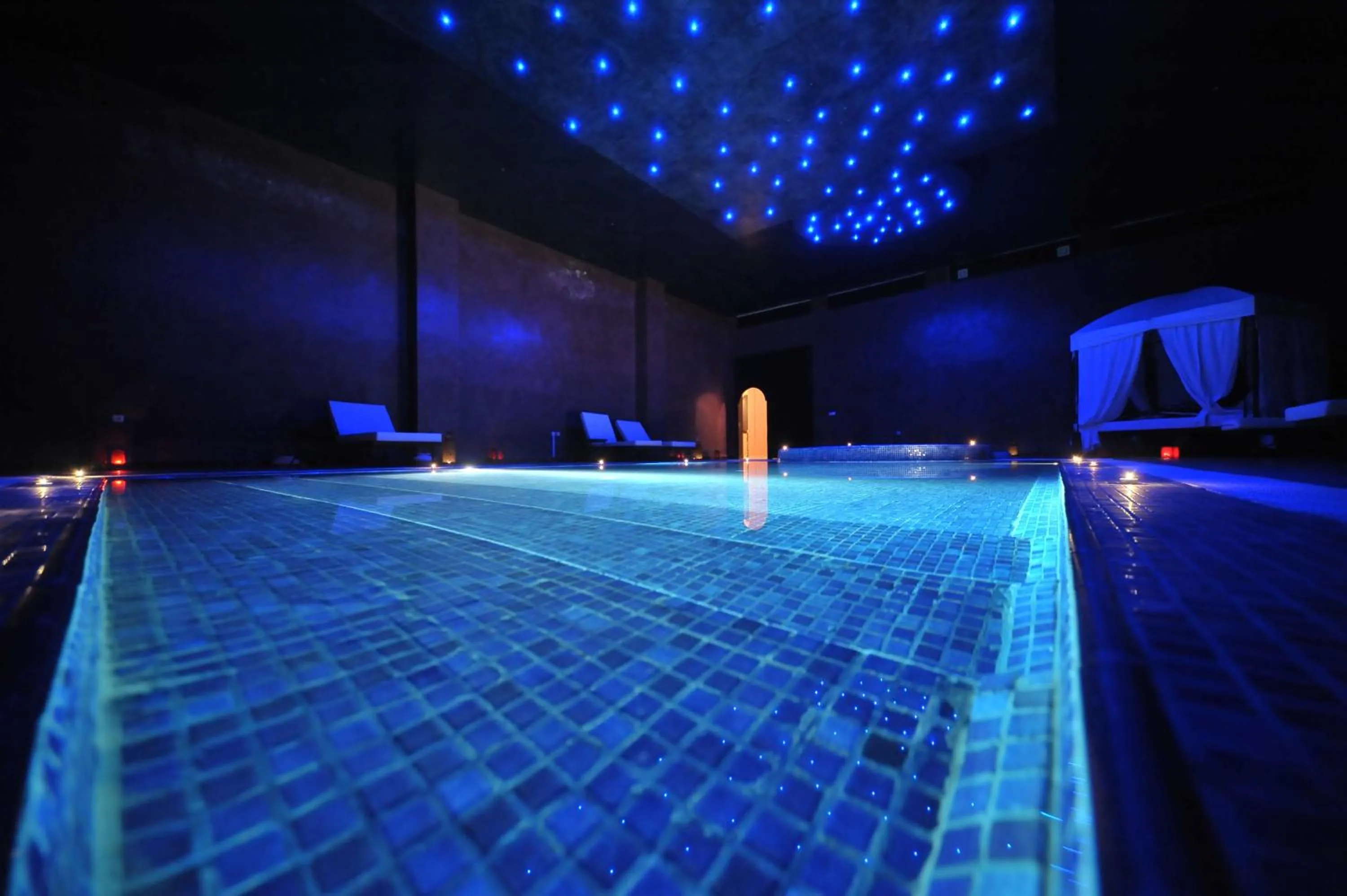 Swimming pool in Boutique Hôtel palais Masandoia