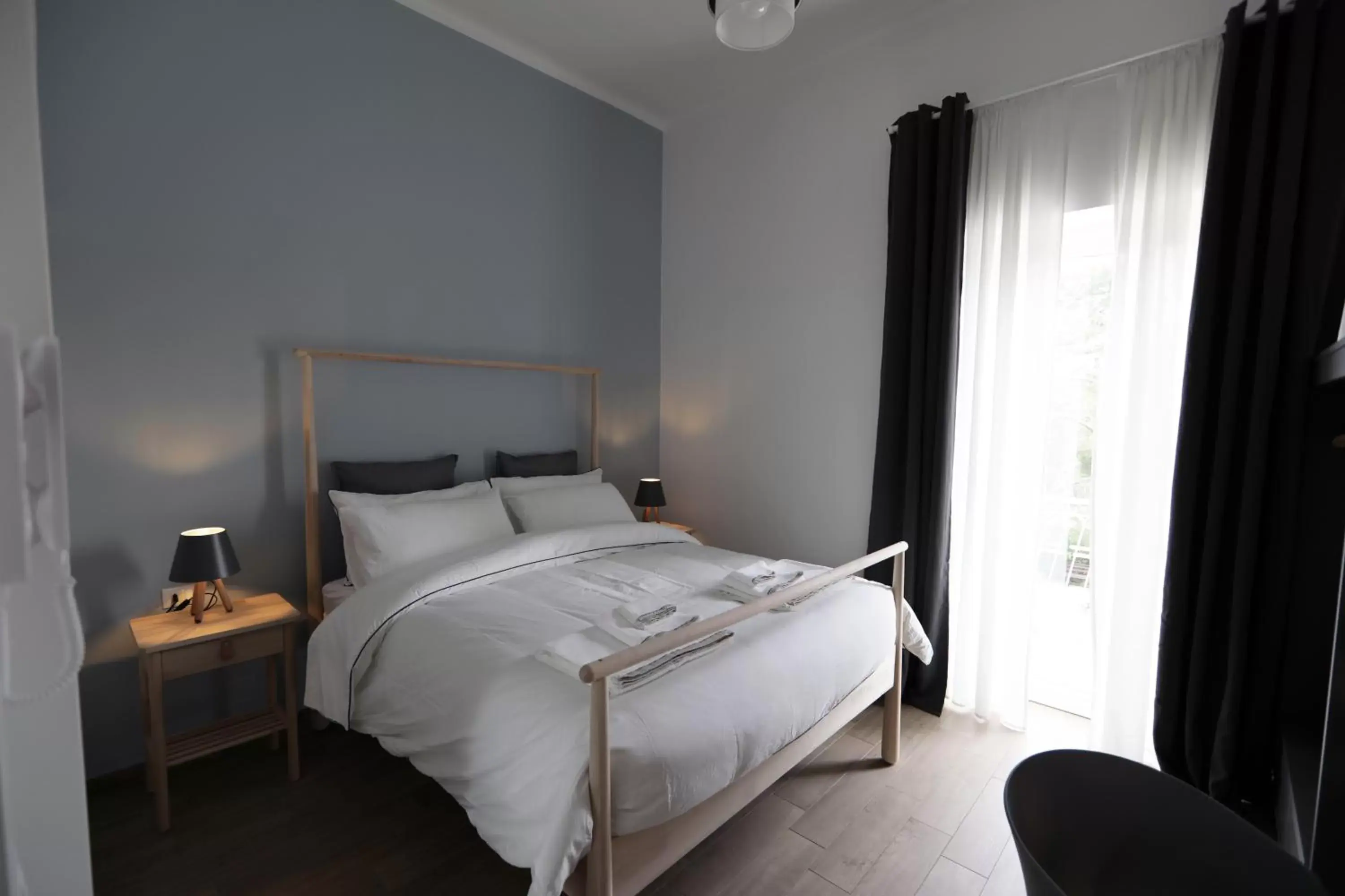 Double Room with Balcony in Novantuno Double Room with Balcony in Novantuno