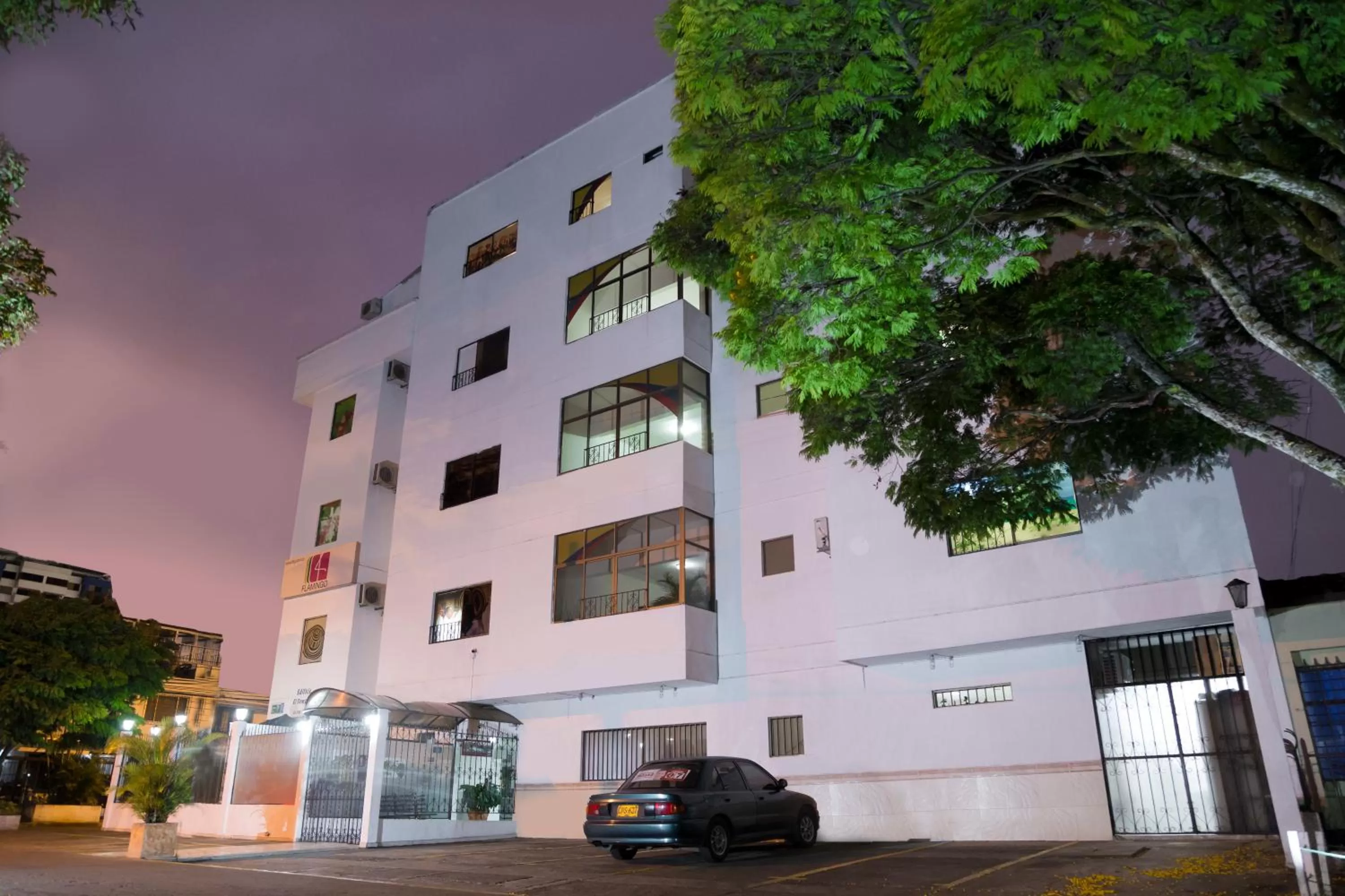 Property building in Hotel Flamingo Cali